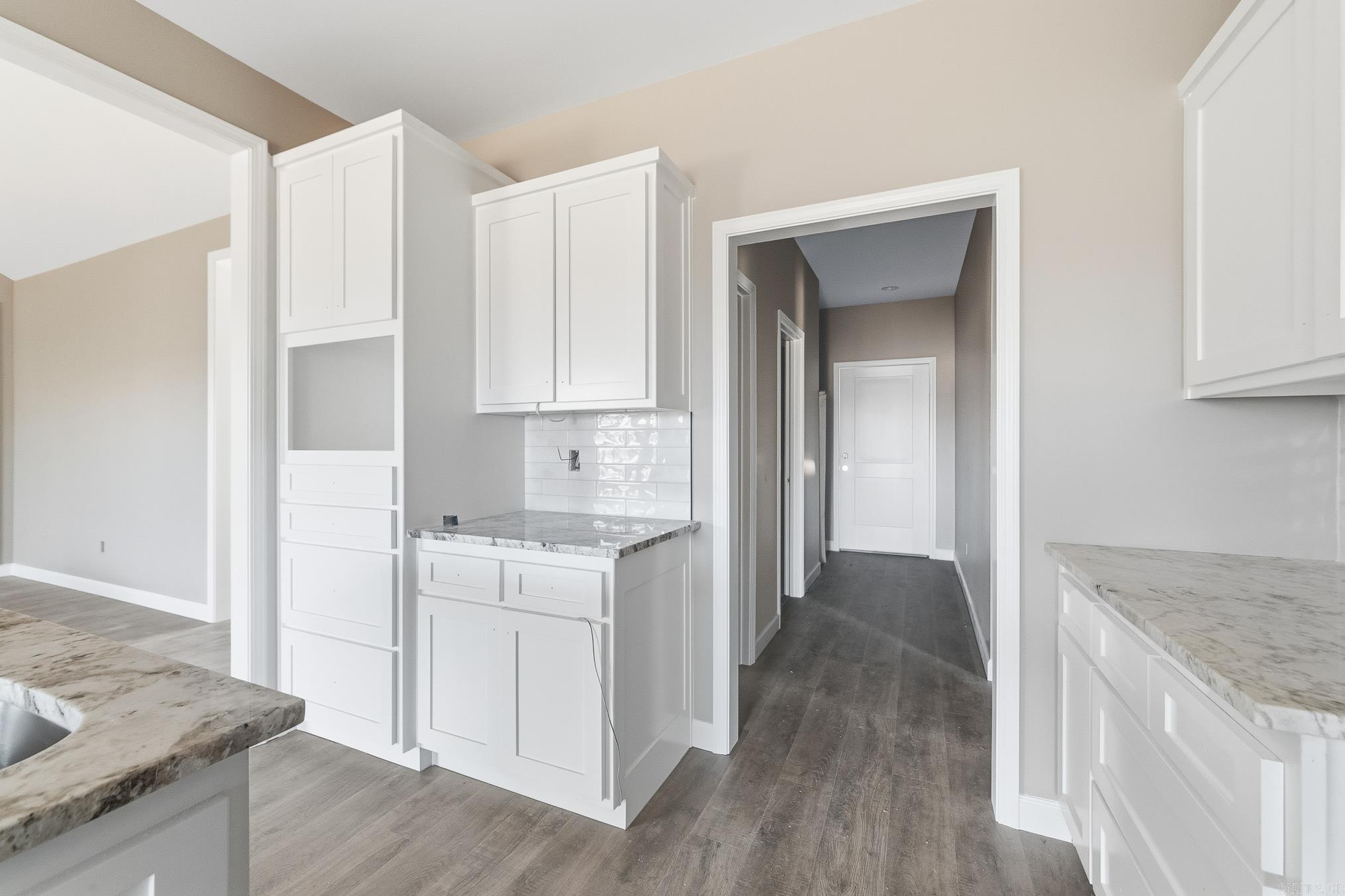 MILLERS GLENN - Residential