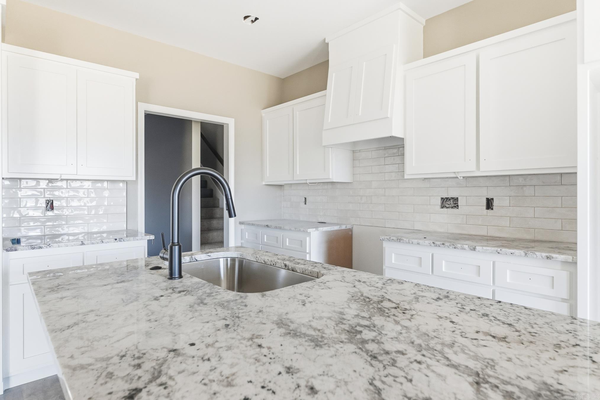 MILLERS GLENN - Residential