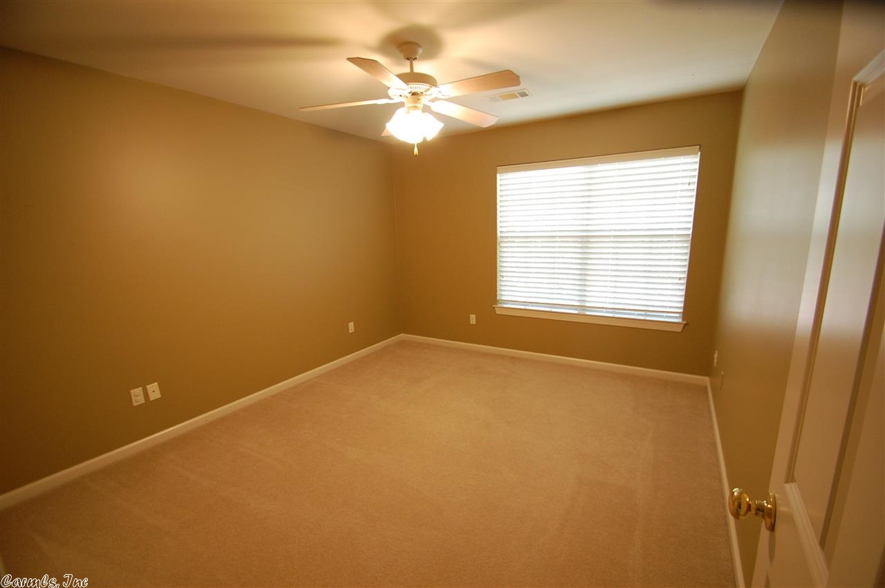 WOODLANDS EDGE - Residential