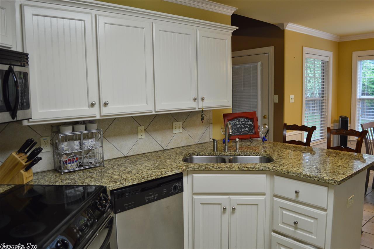 WOODLANDS EDGE - Residential