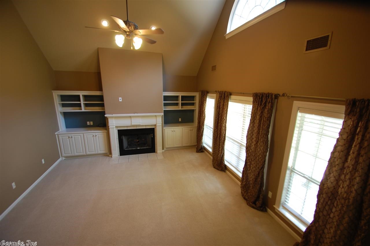 WOODLANDS EDGE - Residential