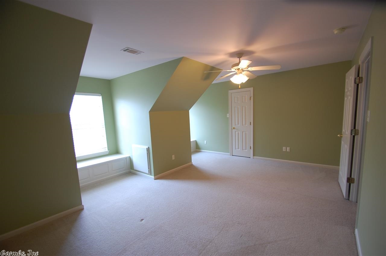 WOODLANDS EDGE - Residential