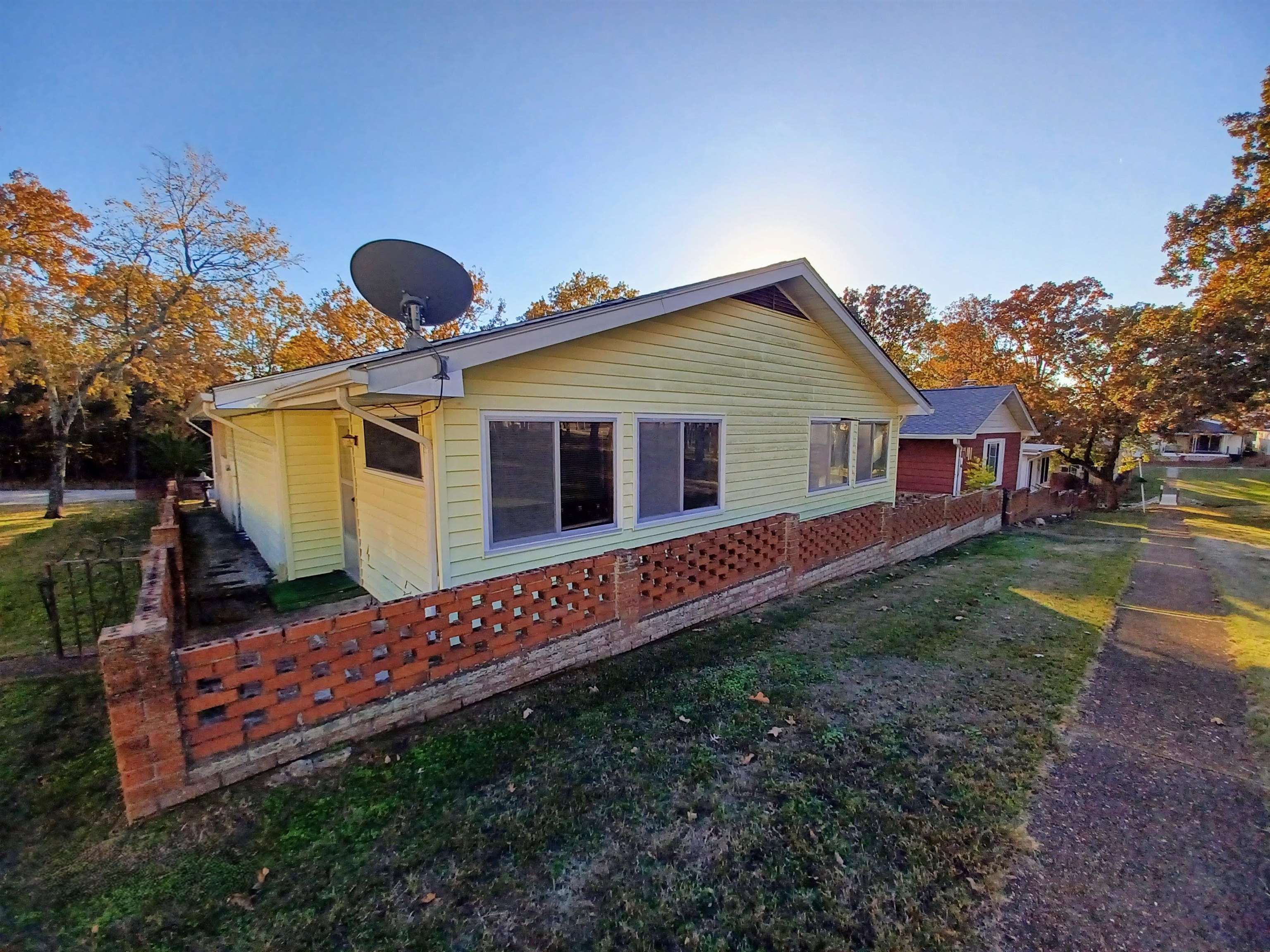 Pioneer Village Manor - Residential