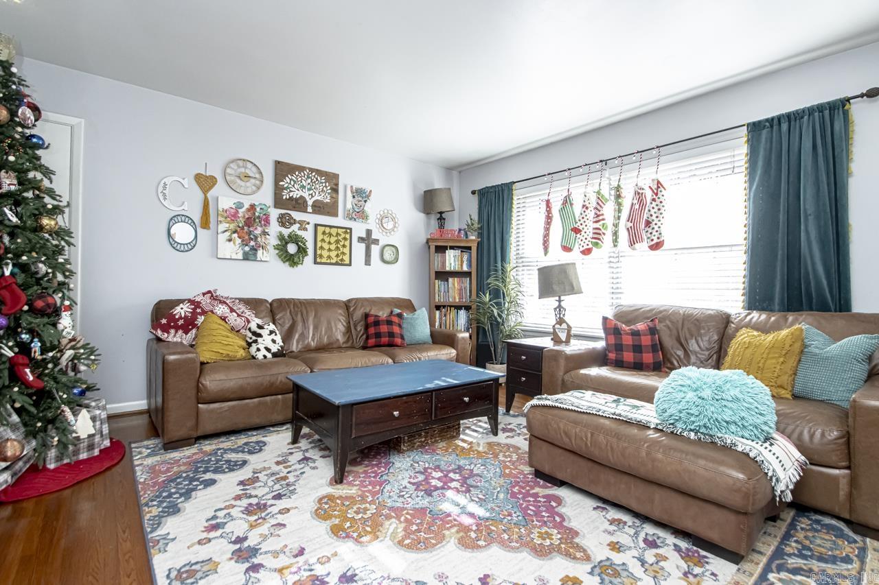 LAKEWOOD - Residential