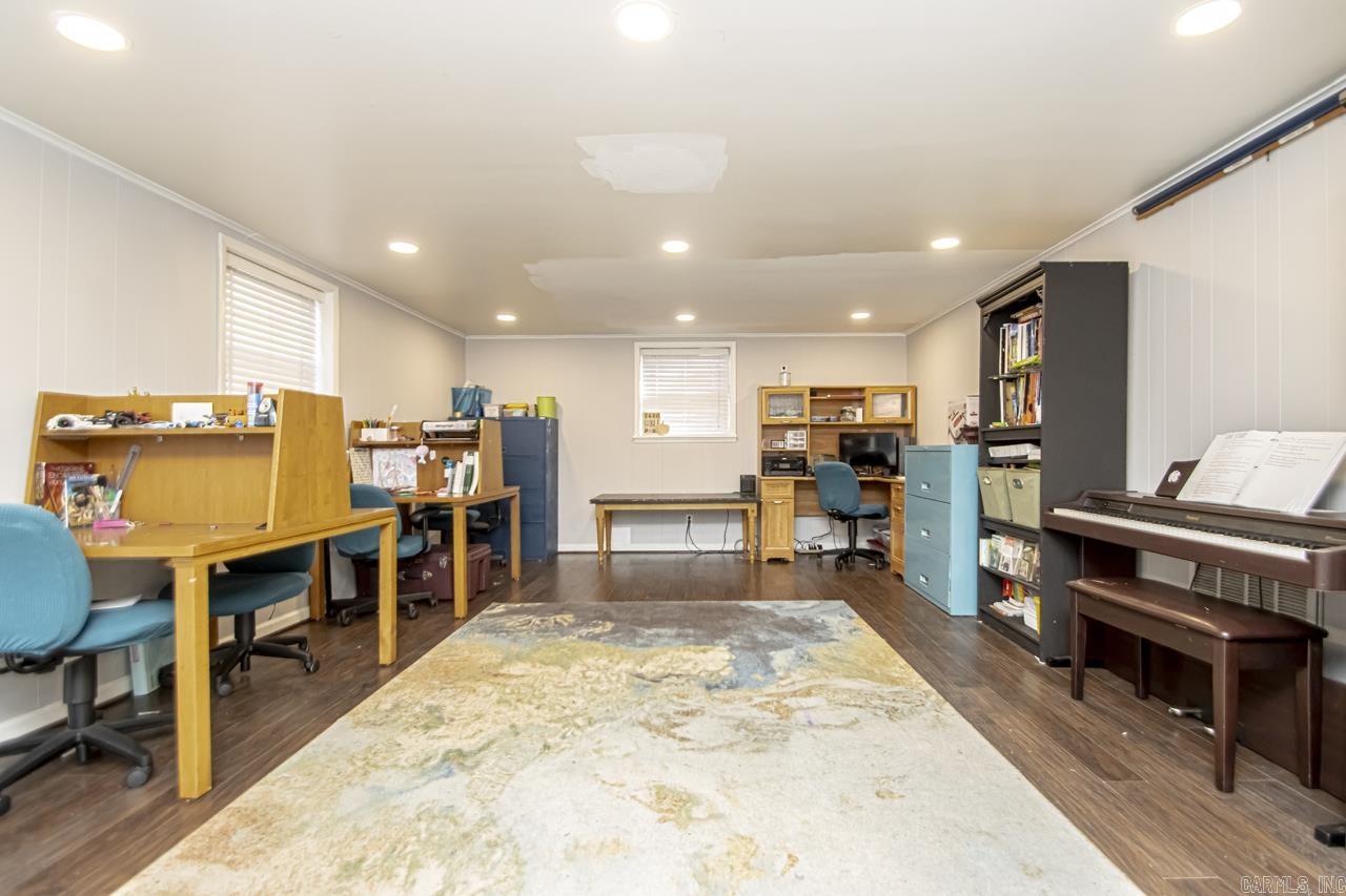 LAKEWOOD - Residential