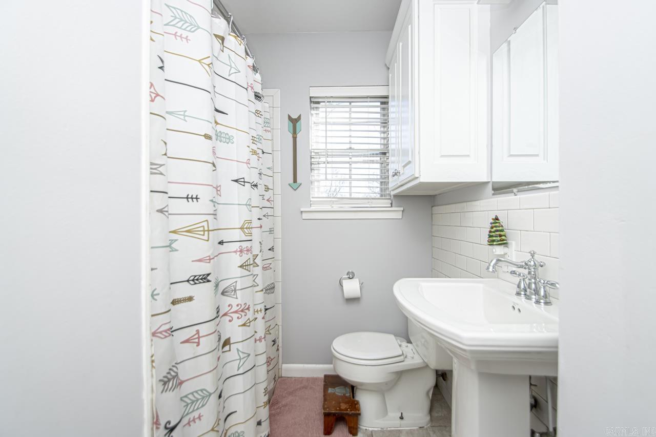 LAKEWOOD - Residential