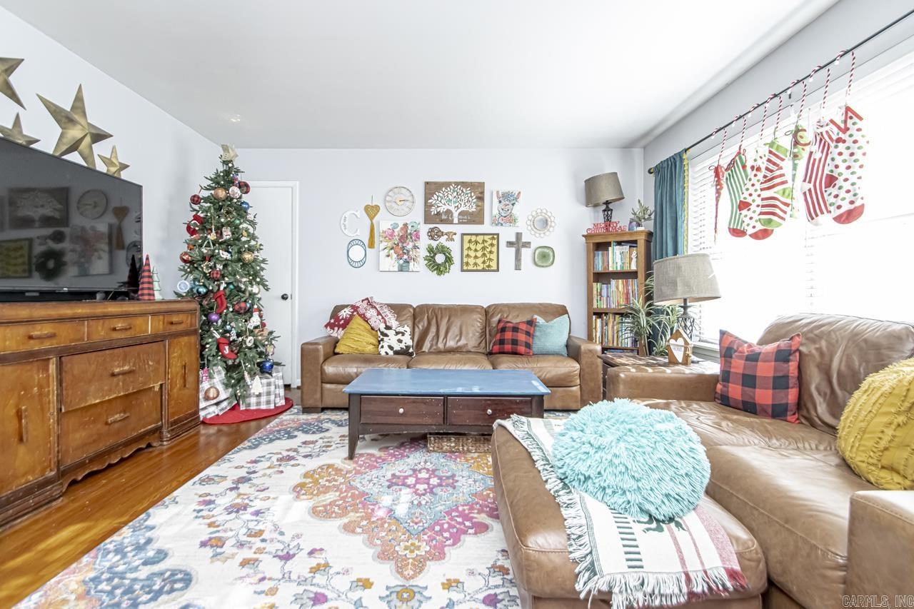 LAKEWOOD - Residential