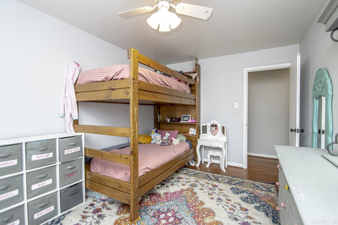 LAKEWOOD - Residential