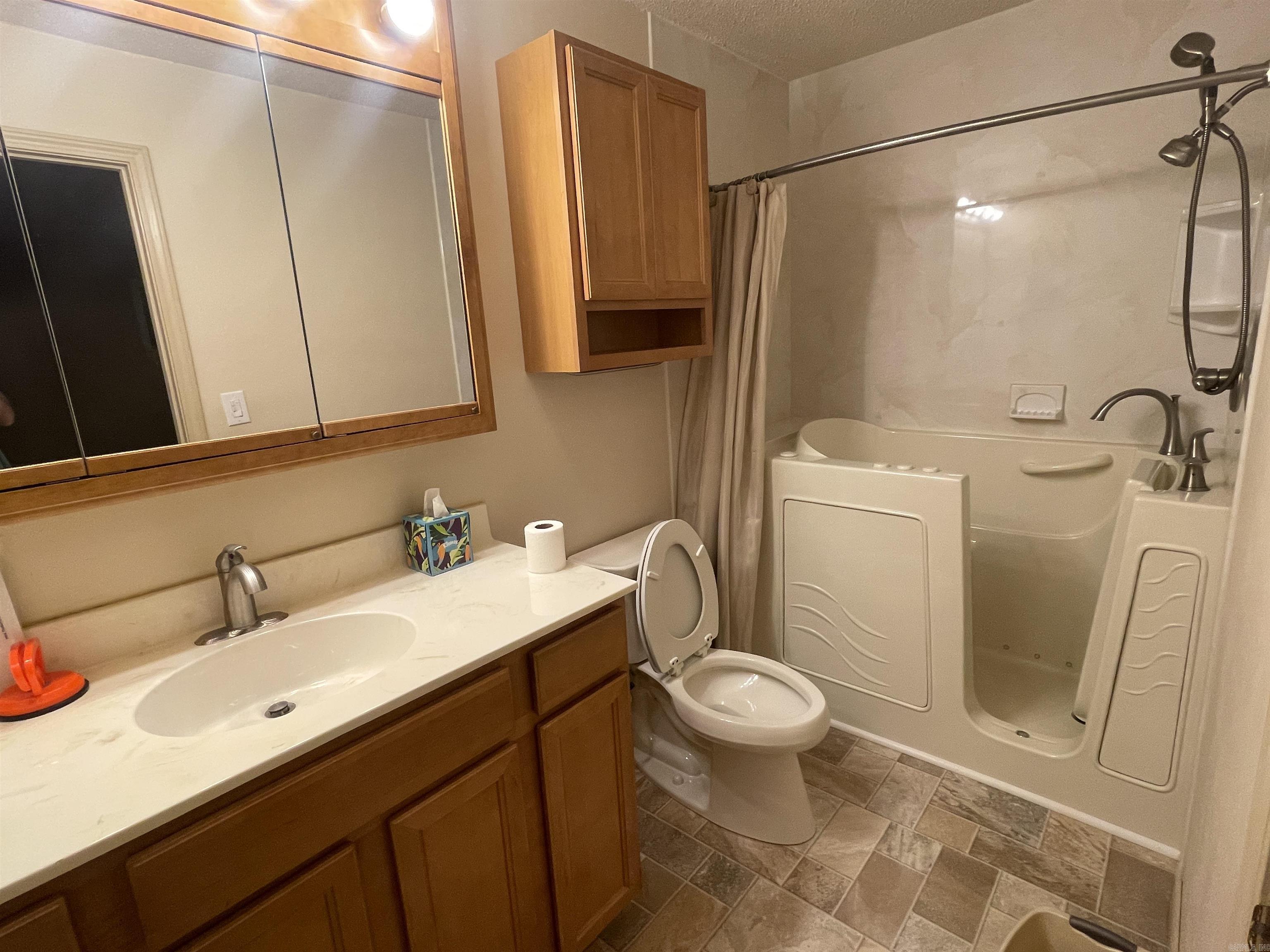 PINE VALLEY ESTATES - Residential