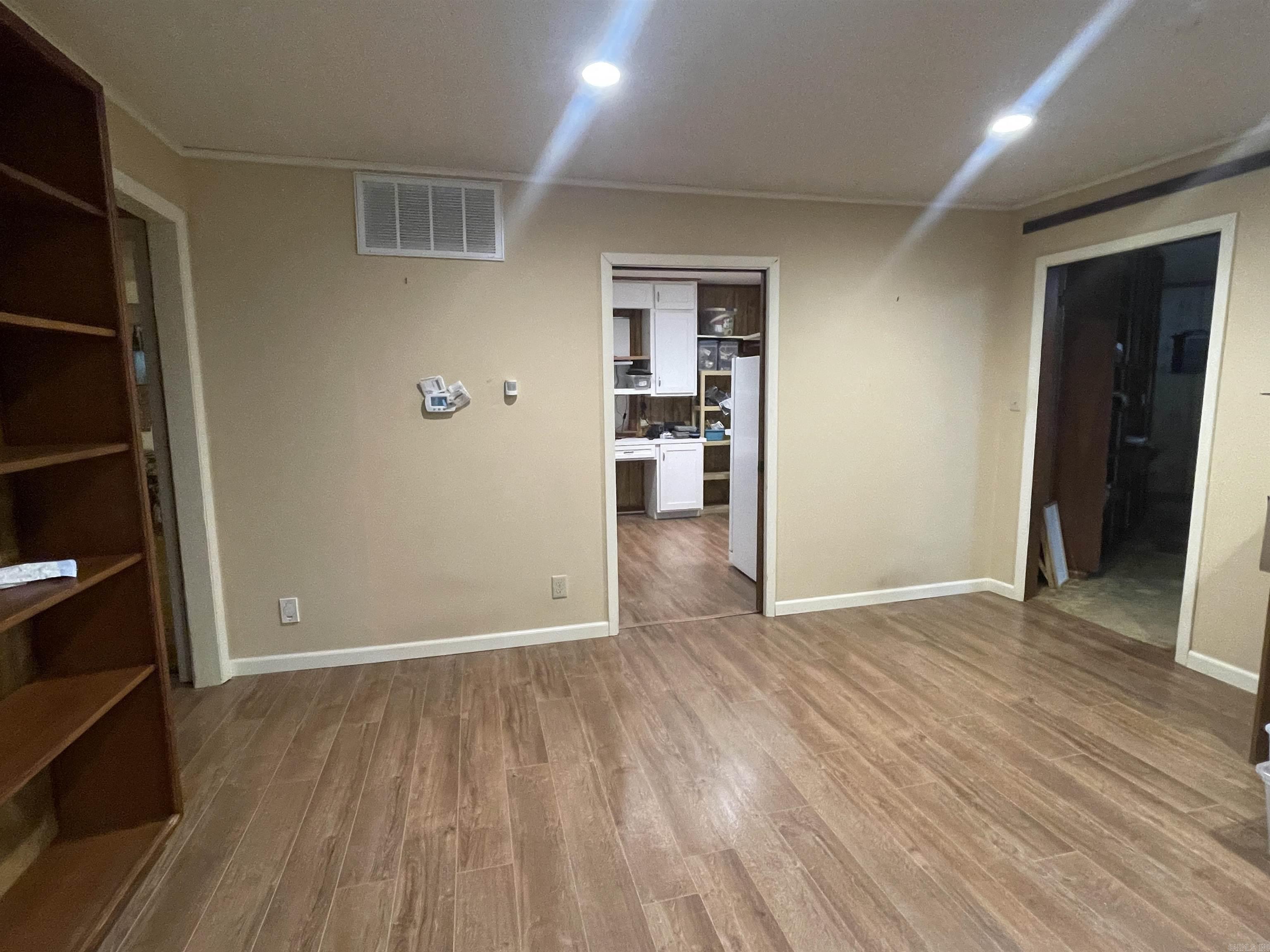 PINE VALLEY ESTATES - Residential