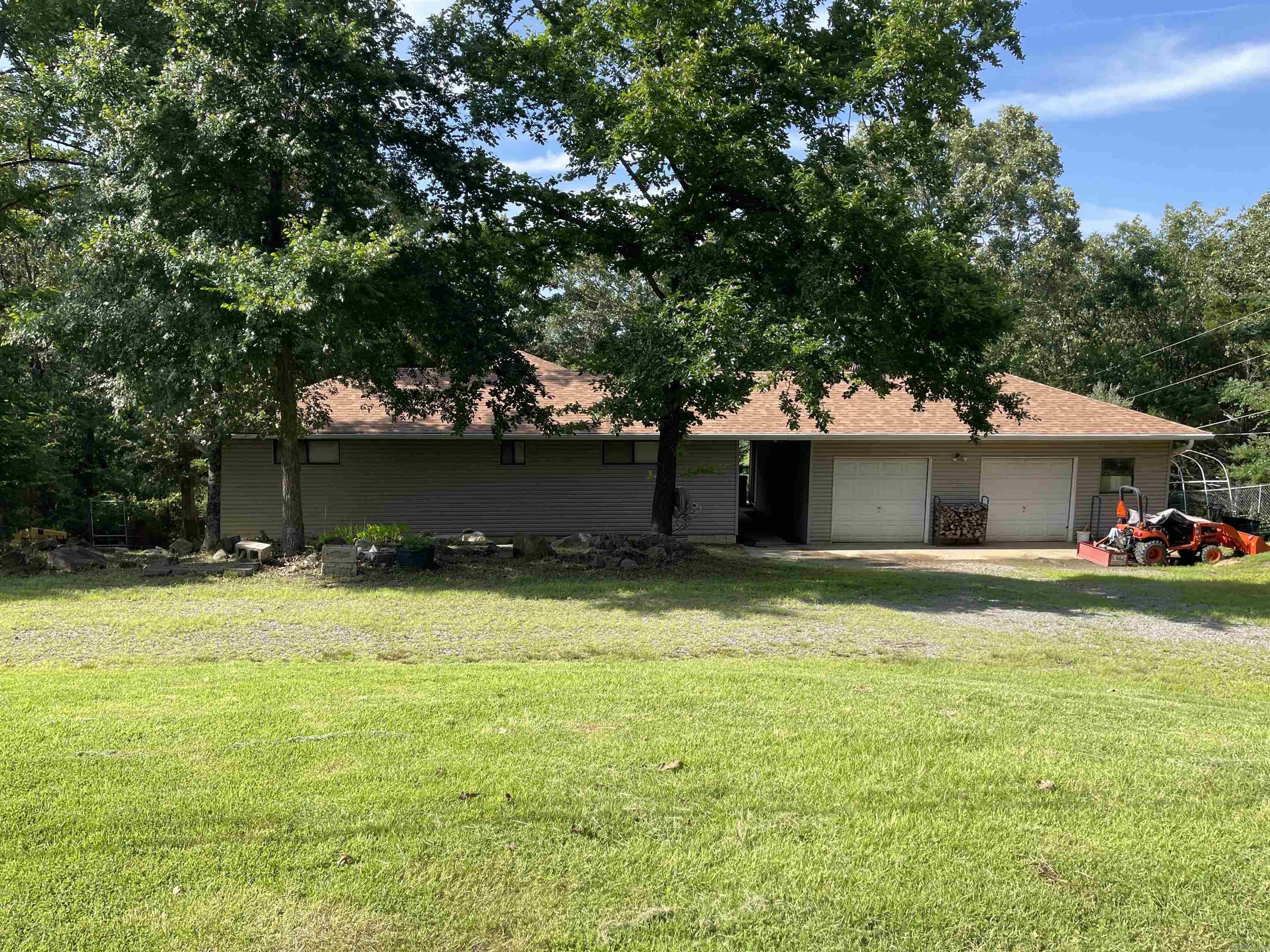 PINE VALLEY ESTATES - Residential