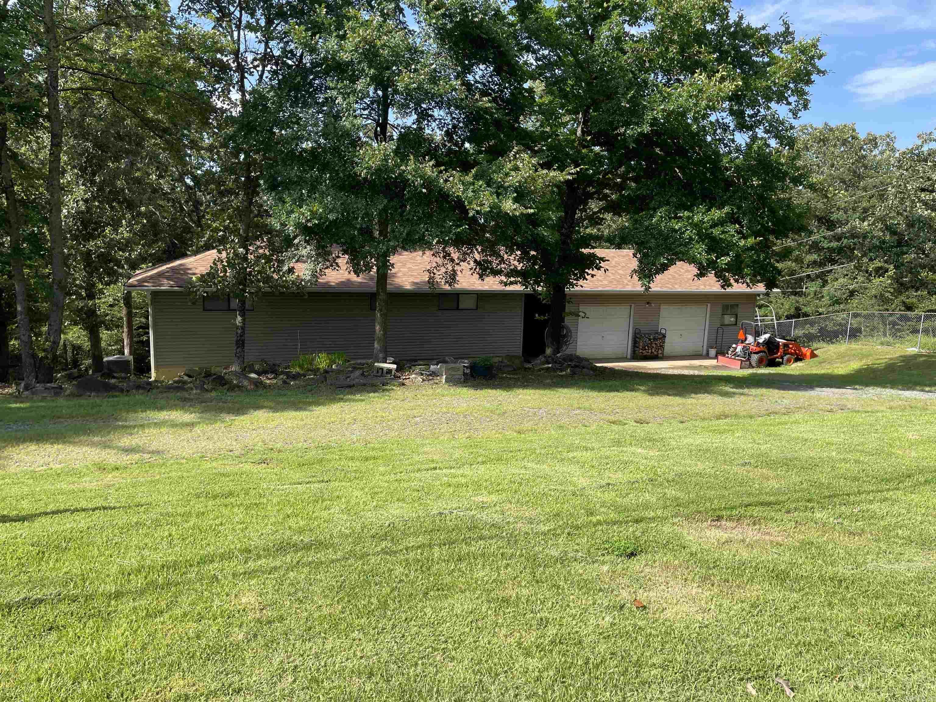 PINE VALLEY ESTATES - Residential