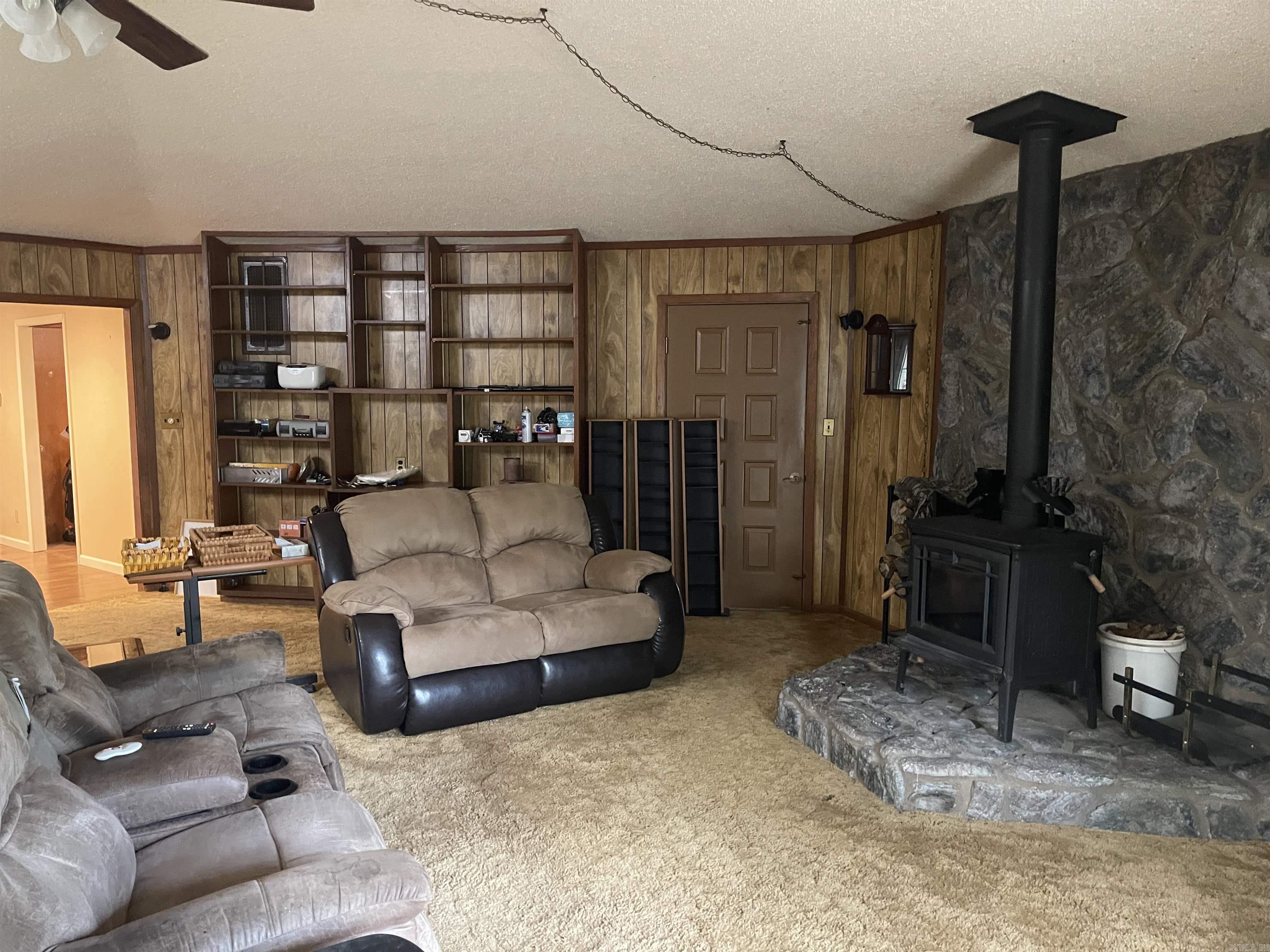 PINE VALLEY ESTATES - Residential