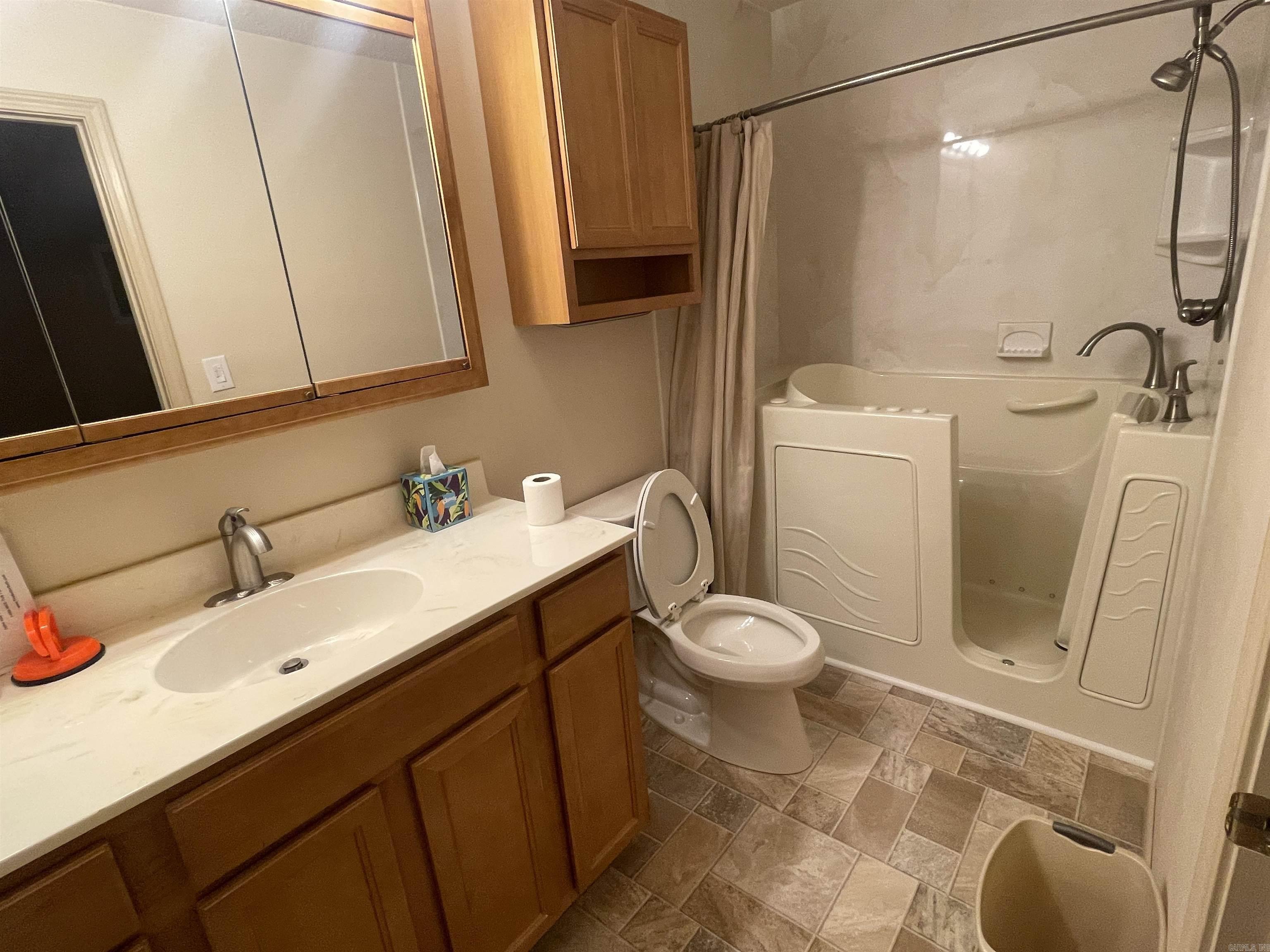 PINE VALLEY ESTATES - Residential