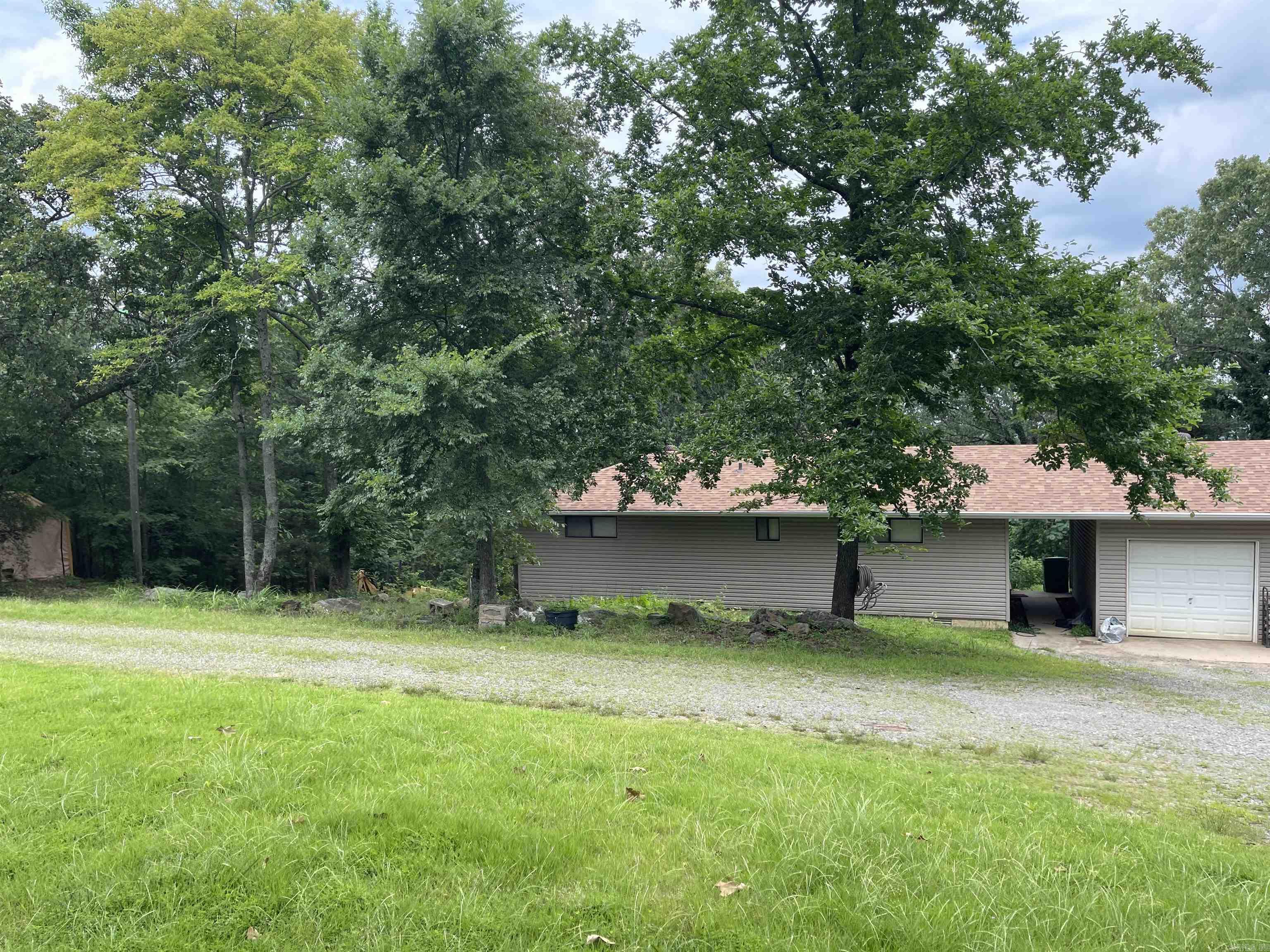 PINE VALLEY ESTATES - Residential