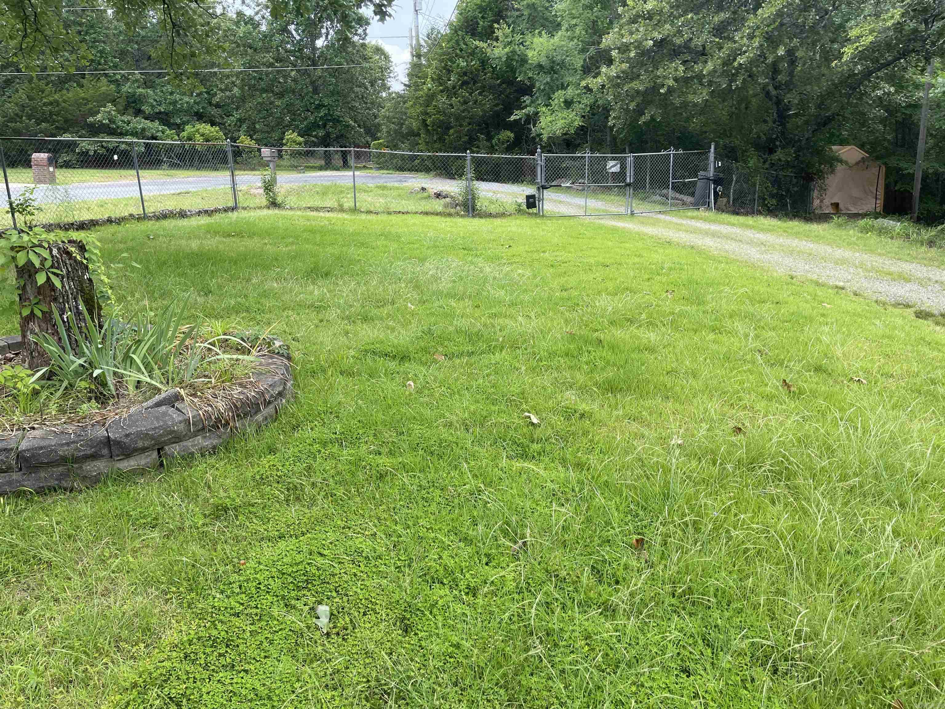 PINE VALLEY ESTATES - Residential