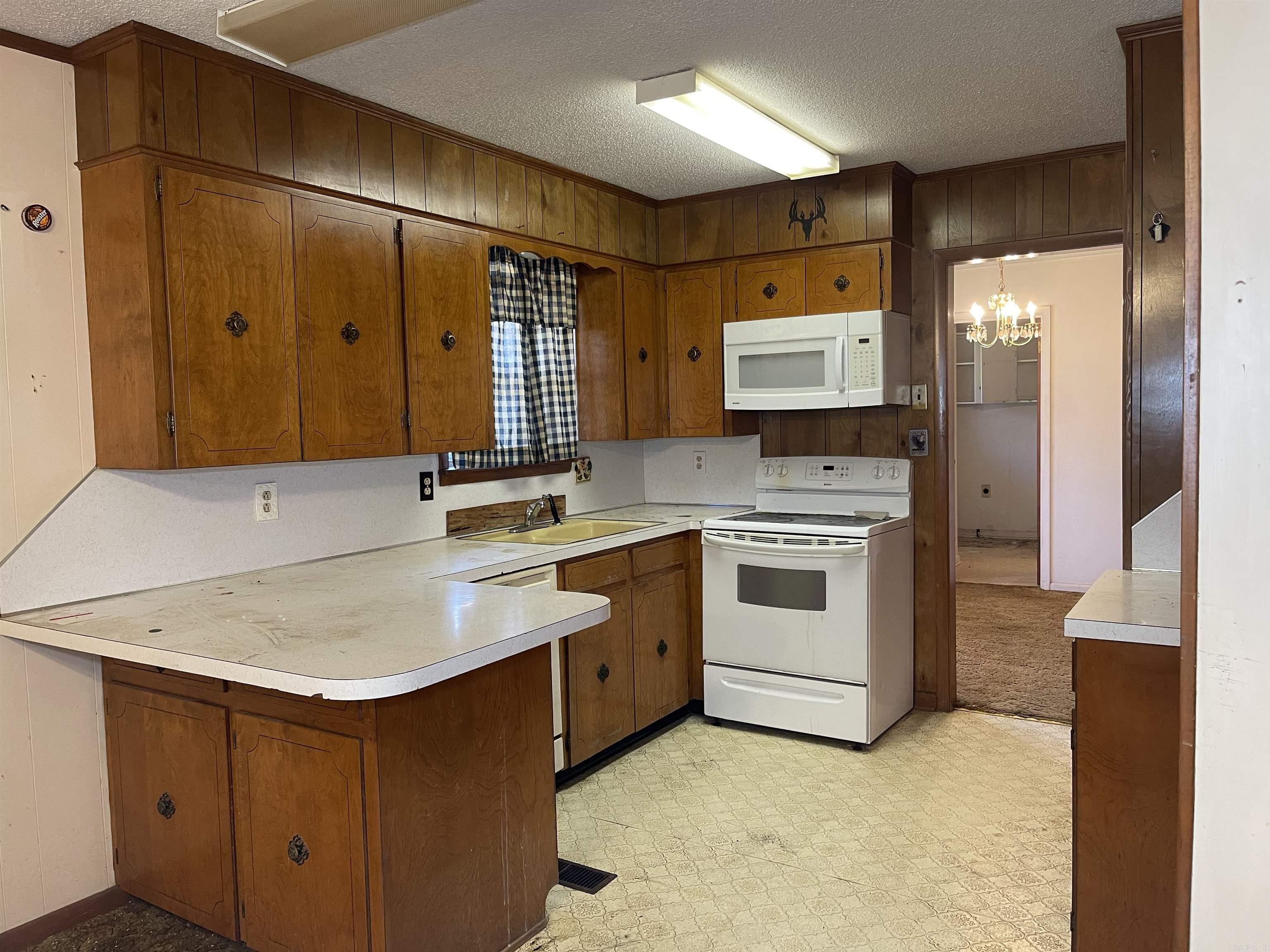 PIKE VIEW - Residential