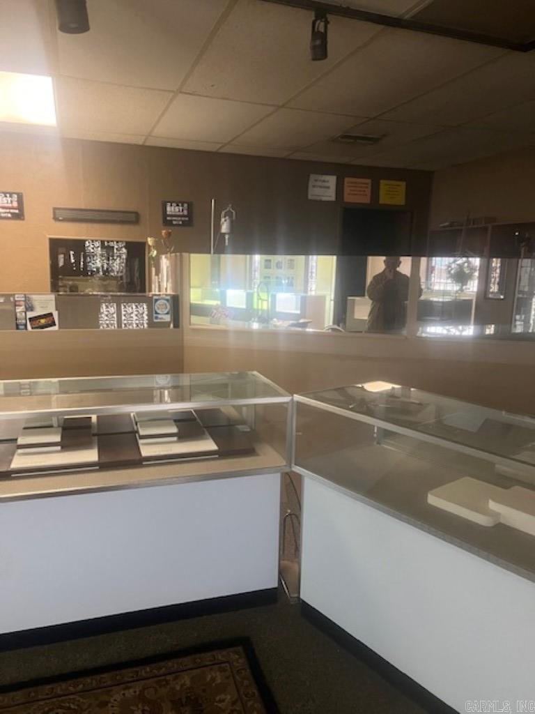 Howard - Commercial Sale