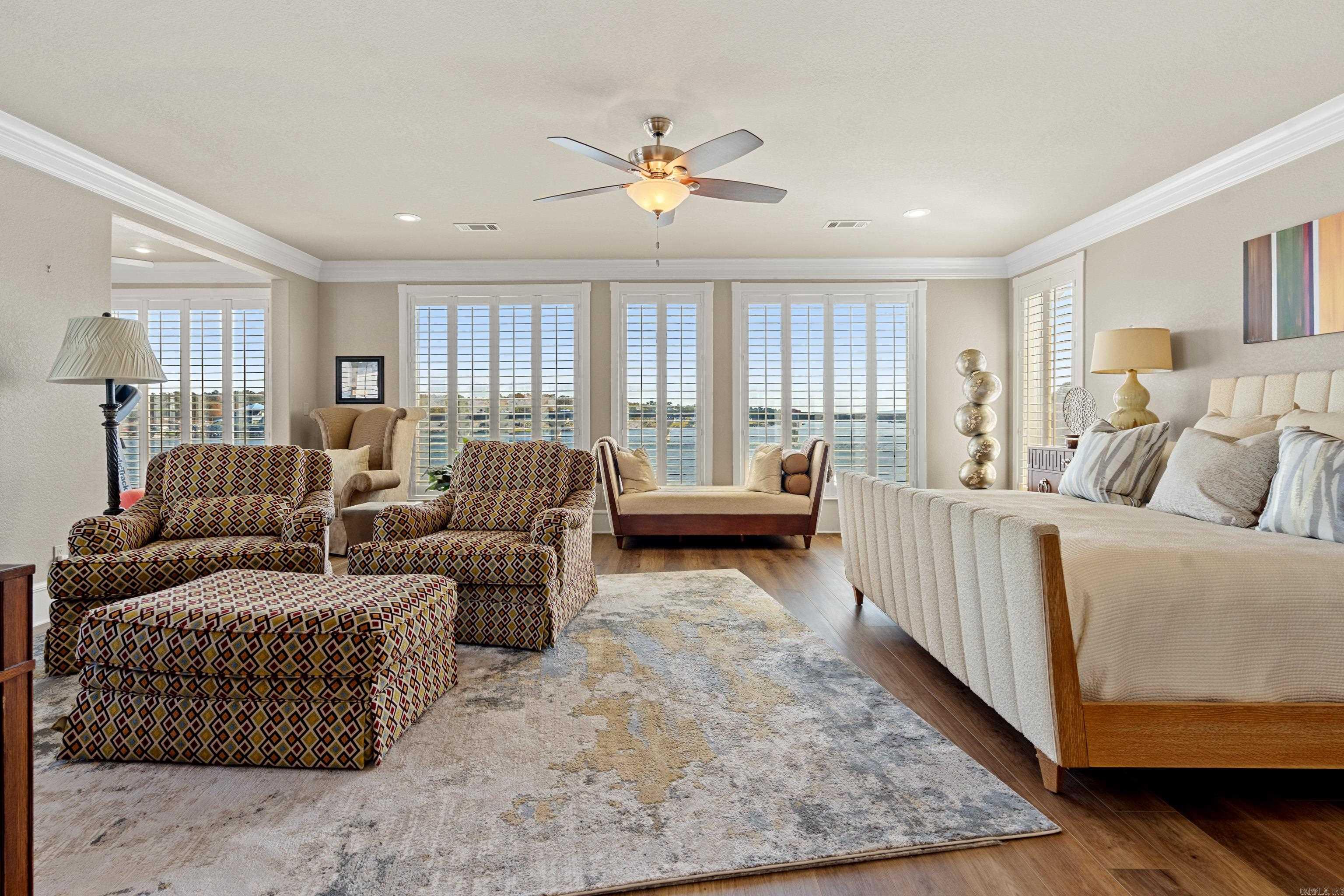 Paradise Lake Village Townhomes - Residential