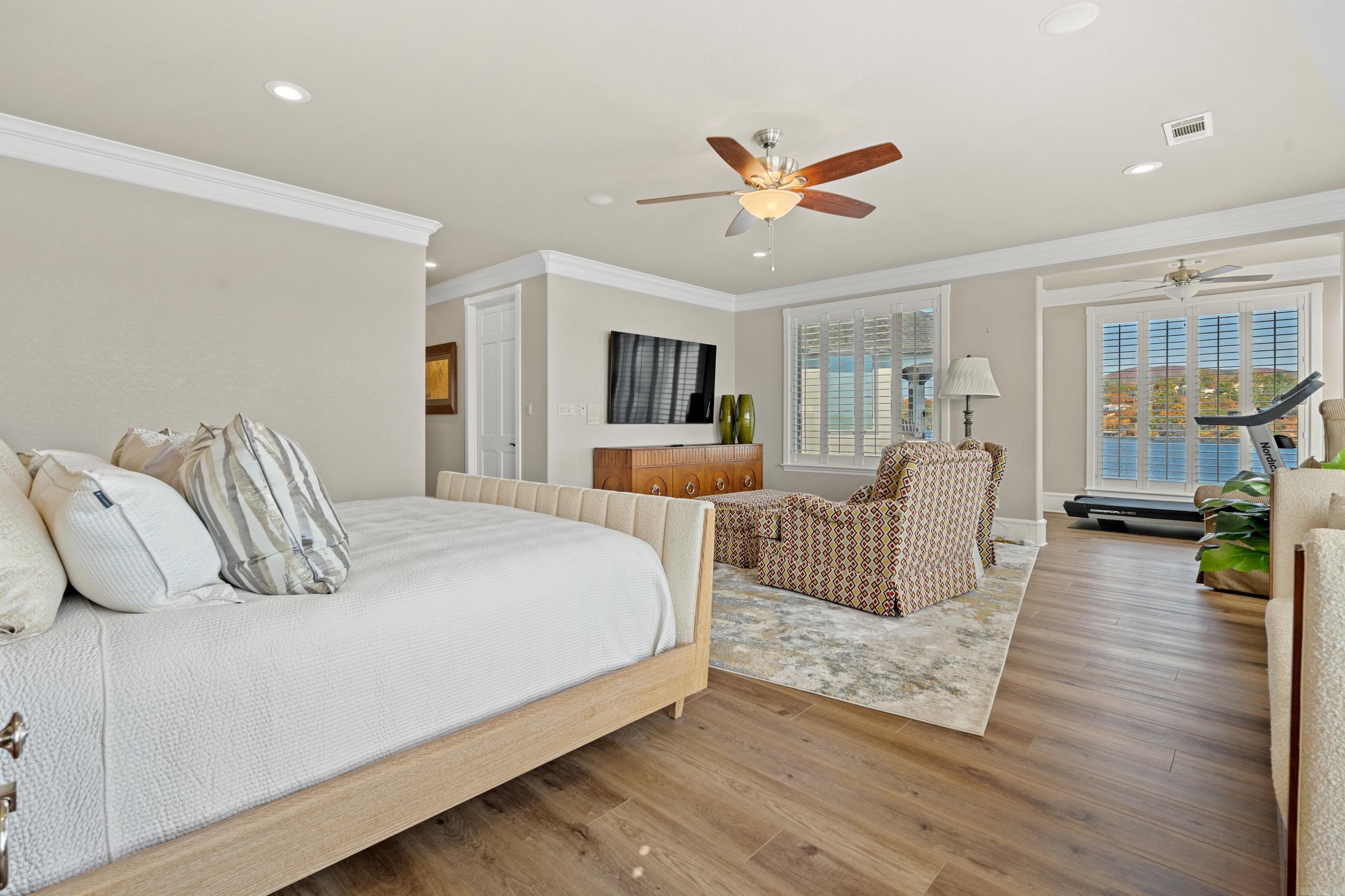 Paradise Lake Village Townhomes - Residential