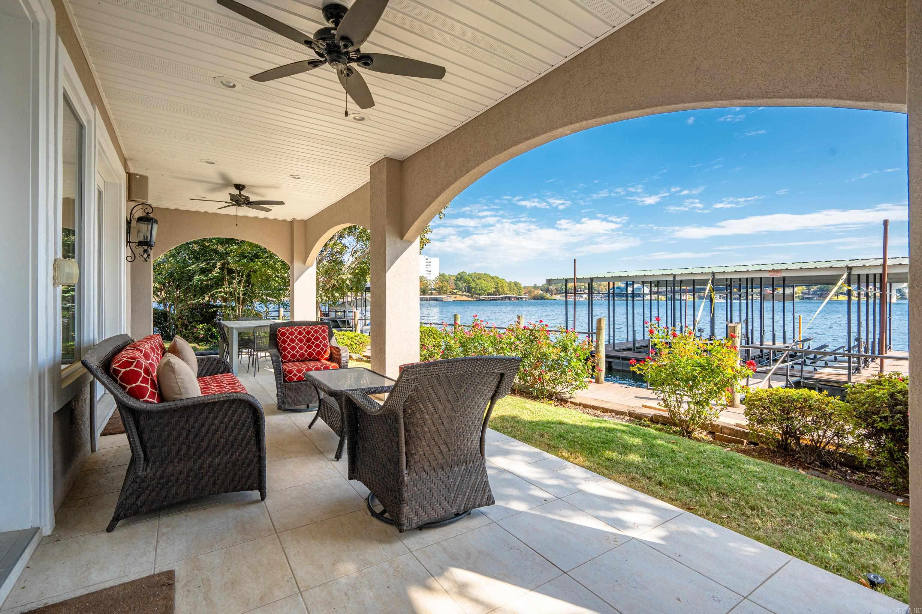 Paradise Lake Village Townhomes - Residential