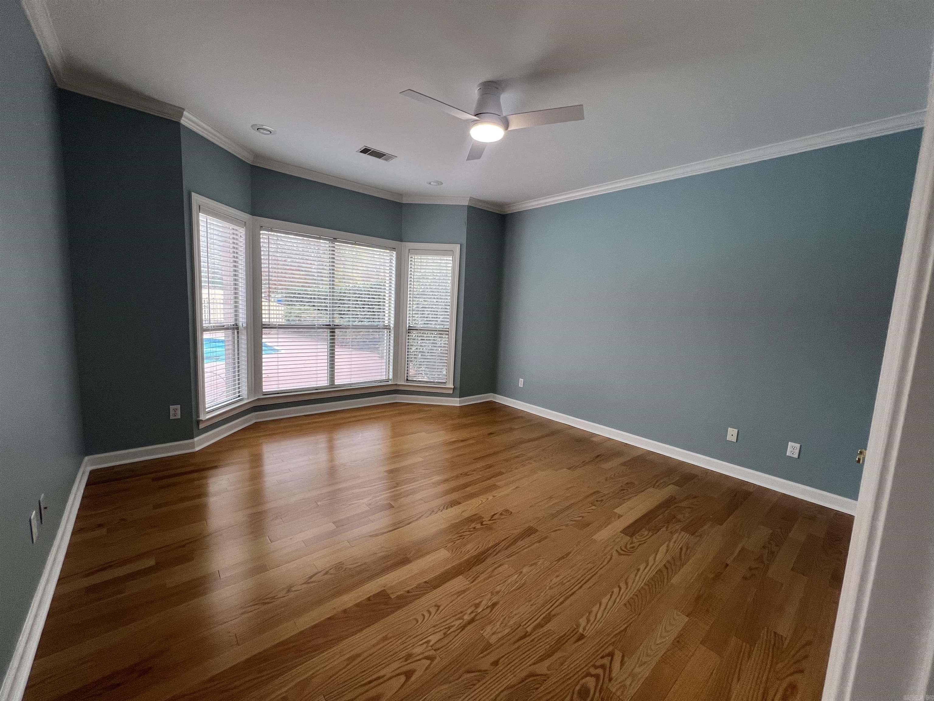 COUNTRY CLUB OF ARK THE - Residential Lease