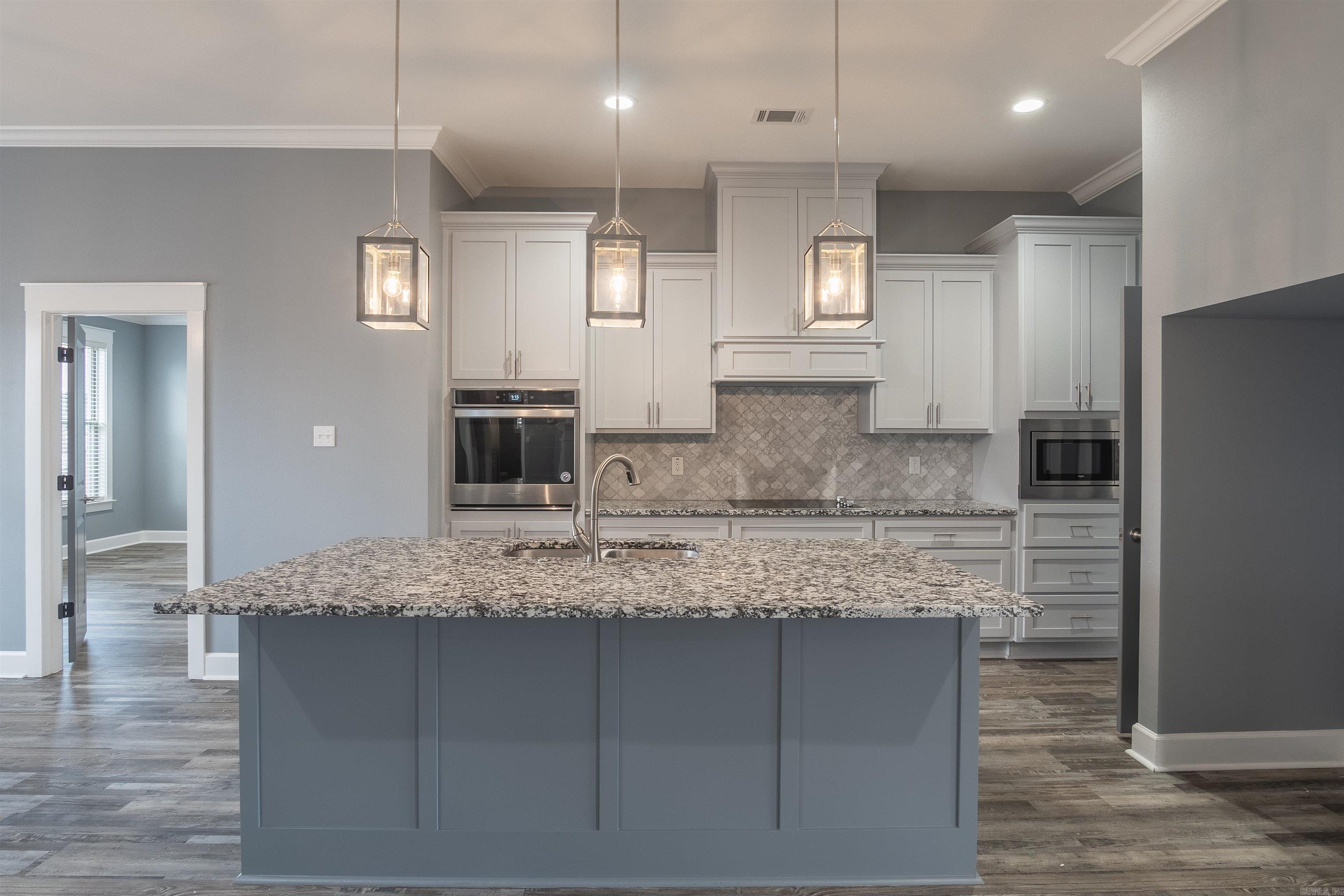 CREEKSIDE ADDN - Residential