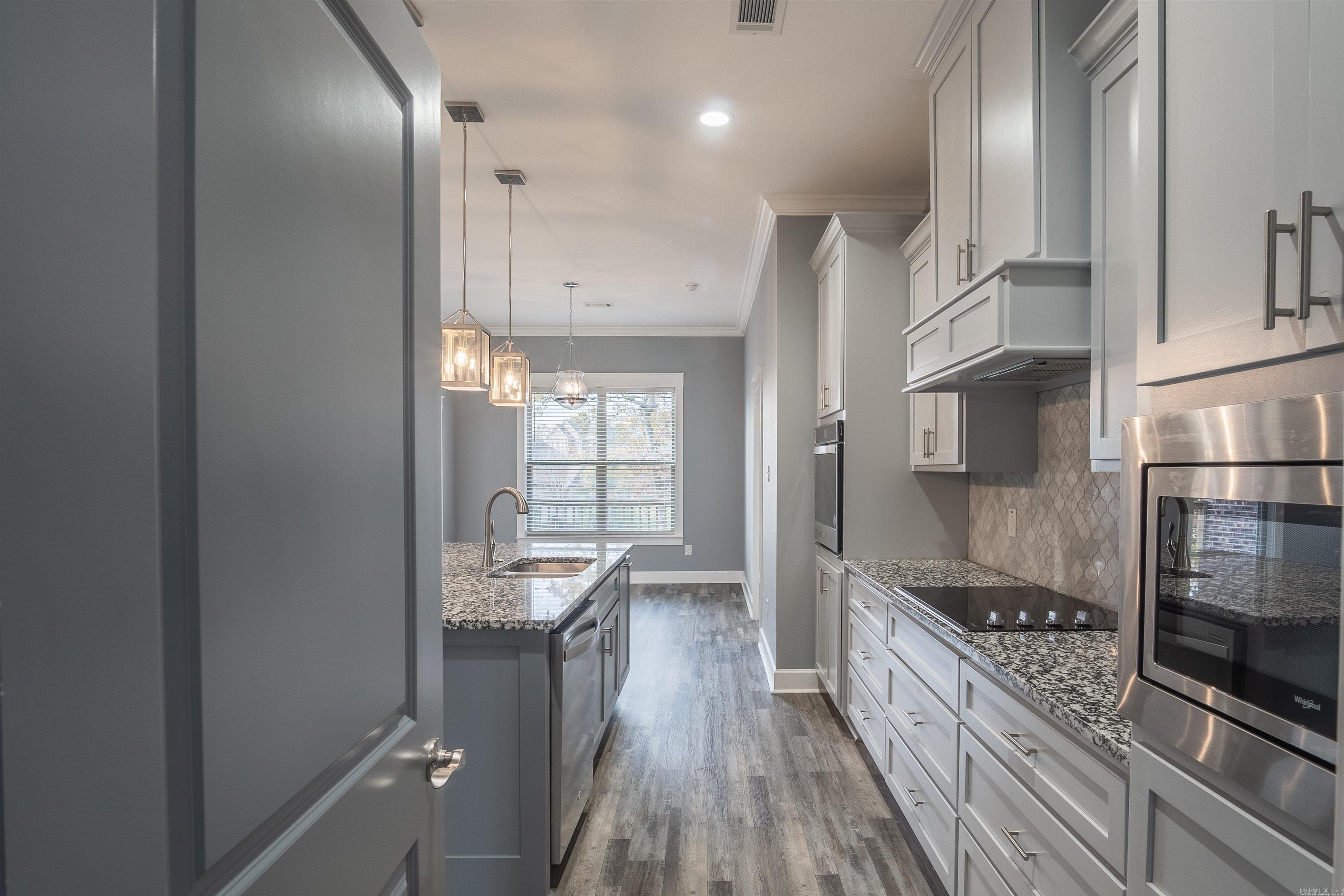 CREEKSIDE ADDN - Residential