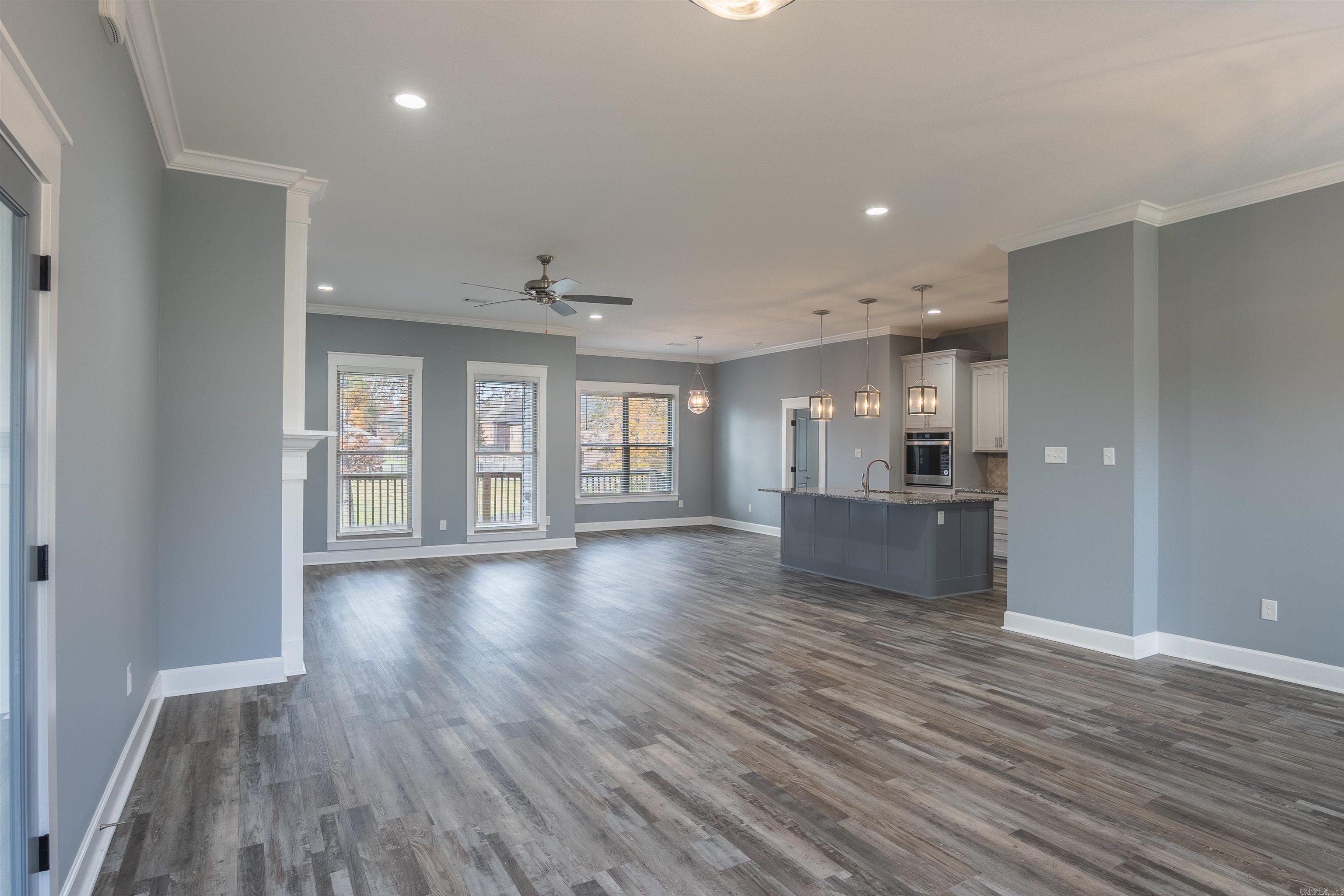 CREEKSIDE ADDN - Residential