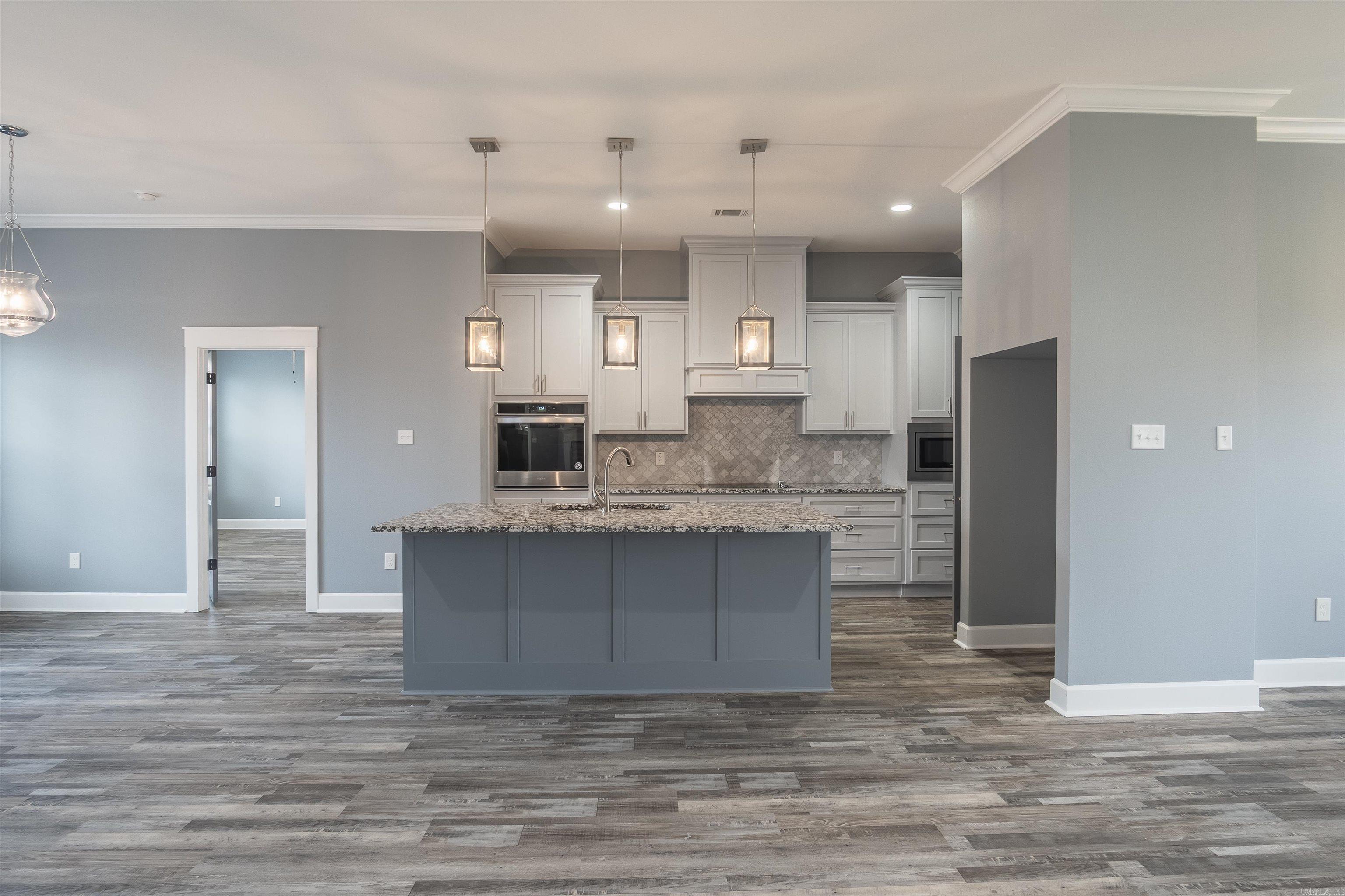 CREEKSIDE ADDN - Residential