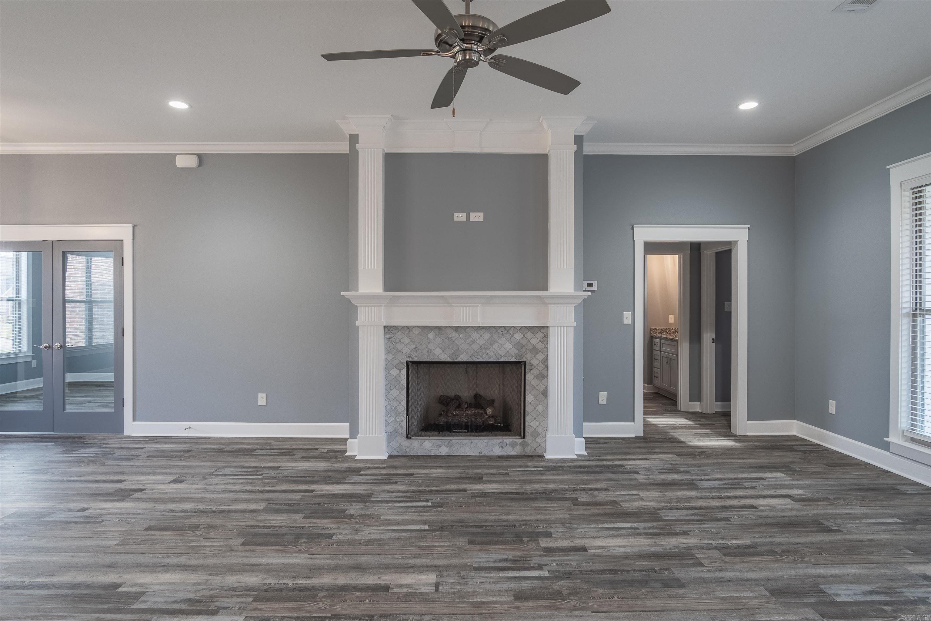 CREEKSIDE ADDN - Residential