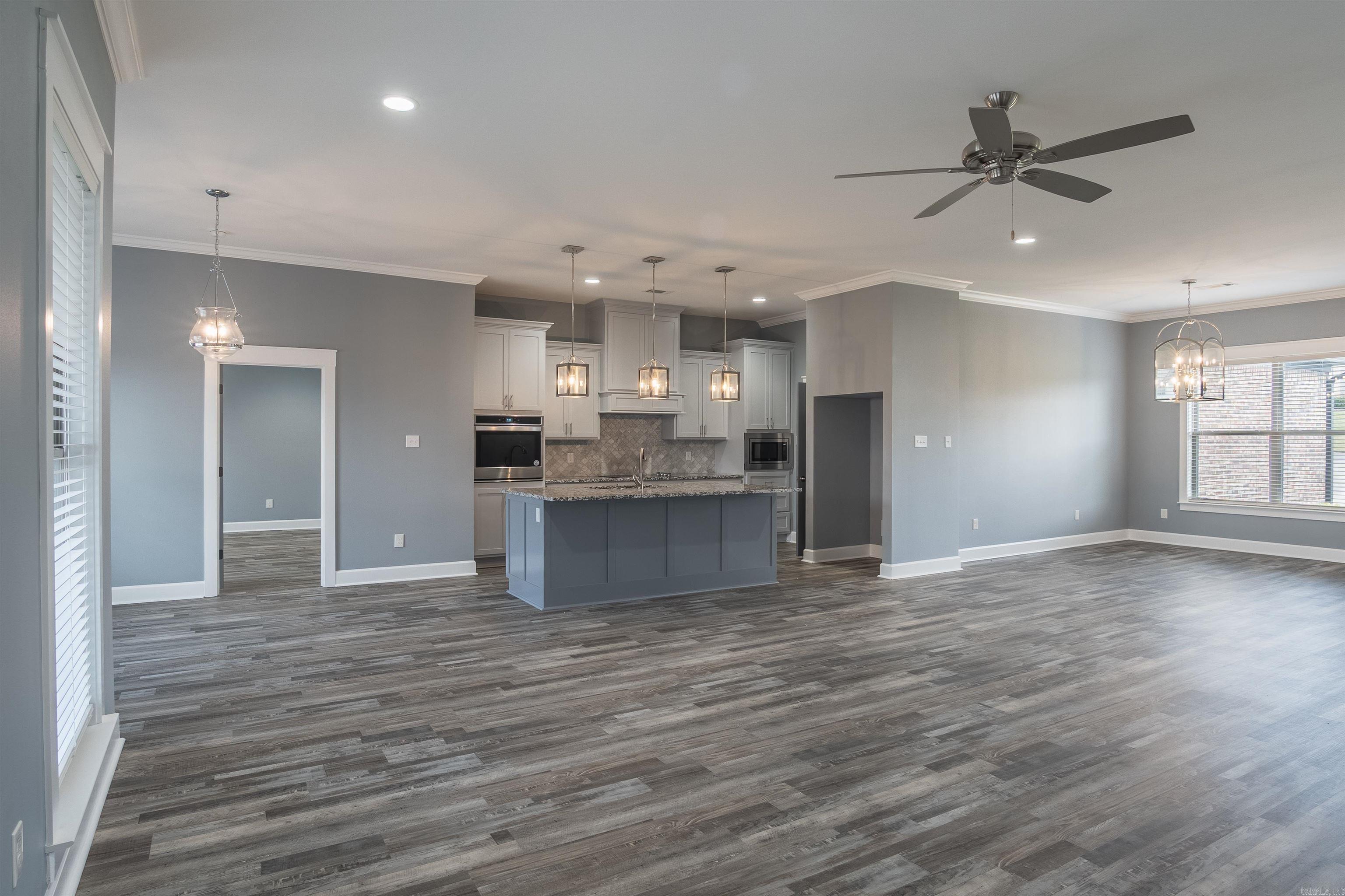 CREEKSIDE ADDN - Residential