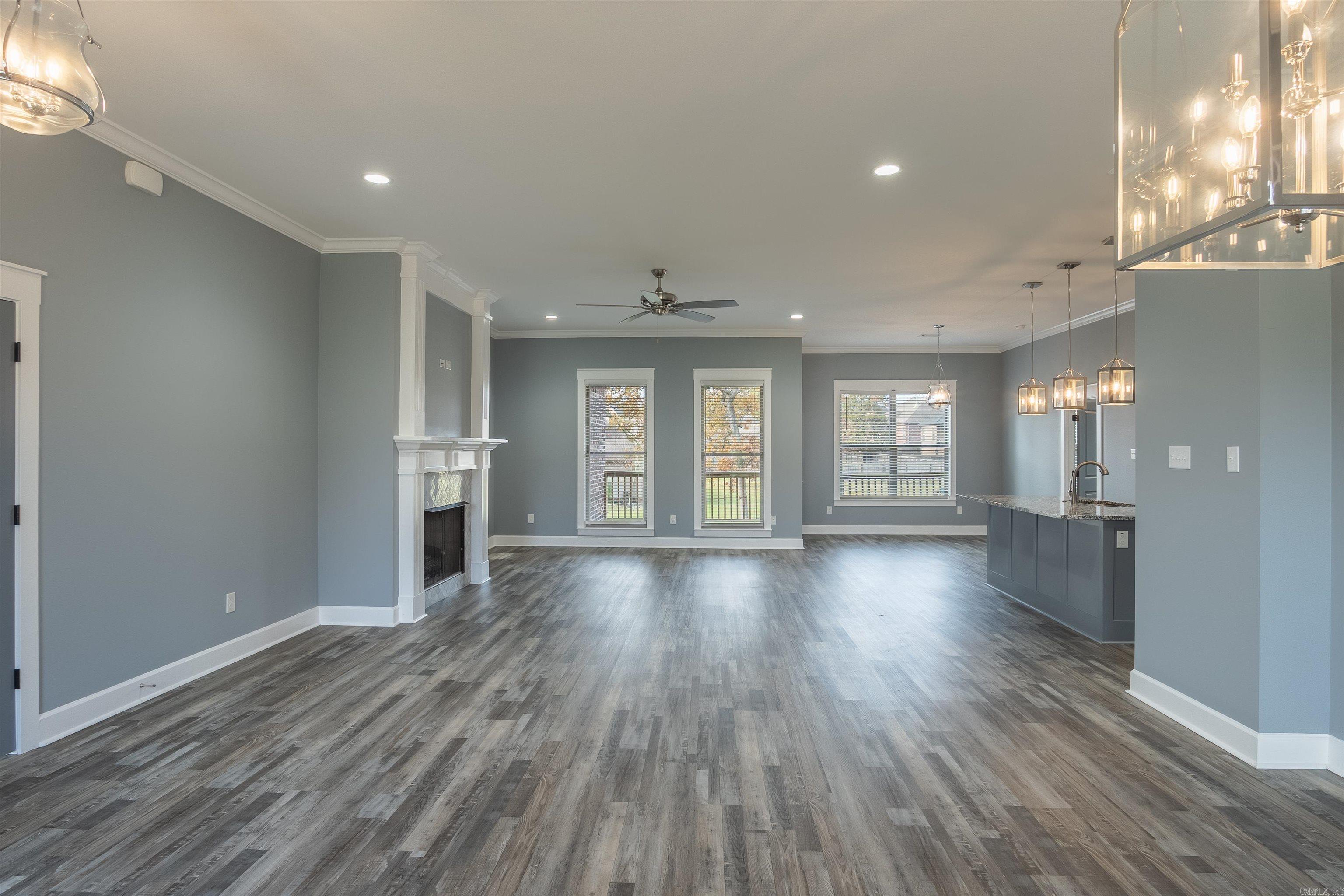 CREEKSIDE ADDN - Residential