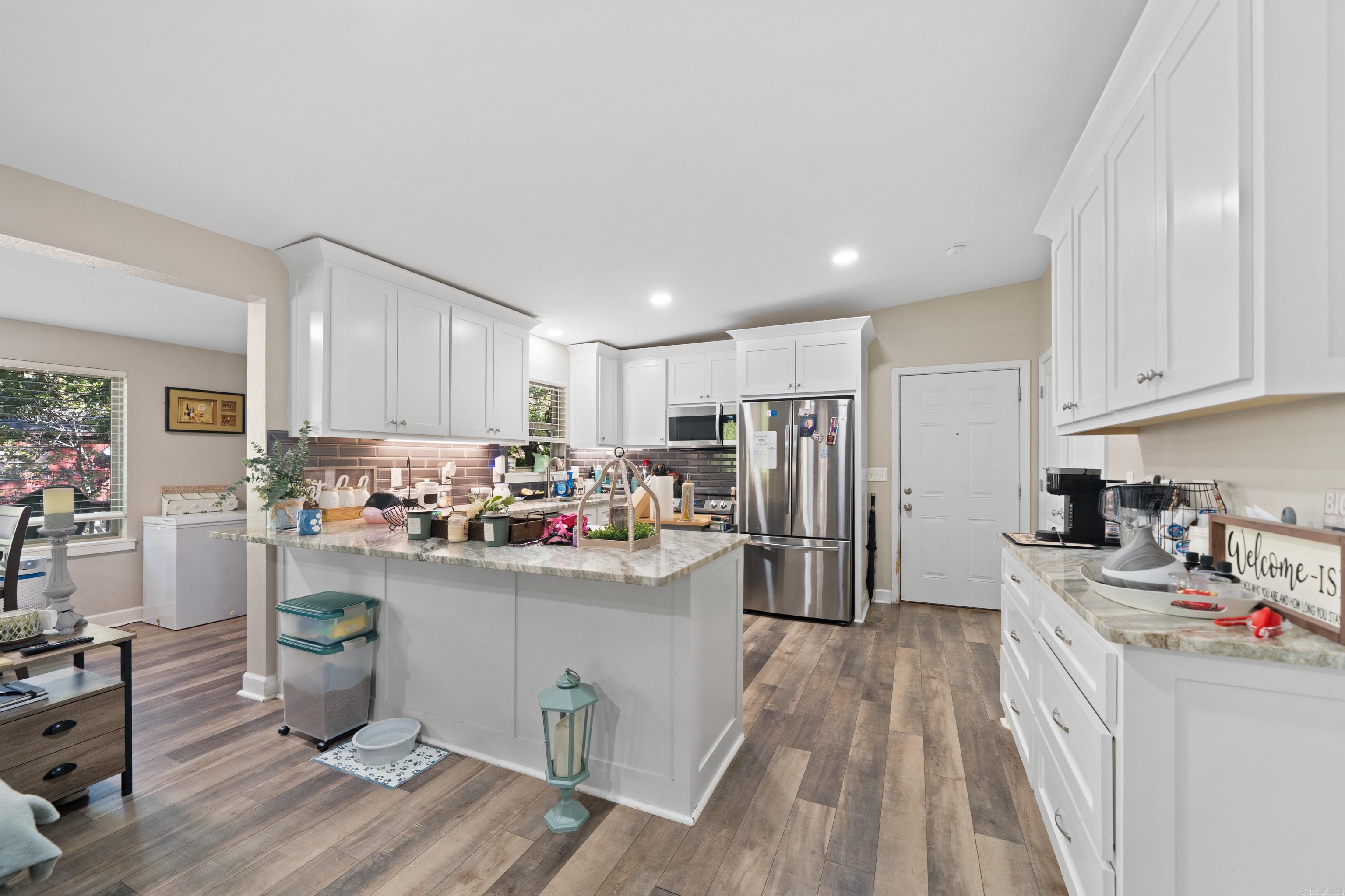 CATHERINE COVE - Residential