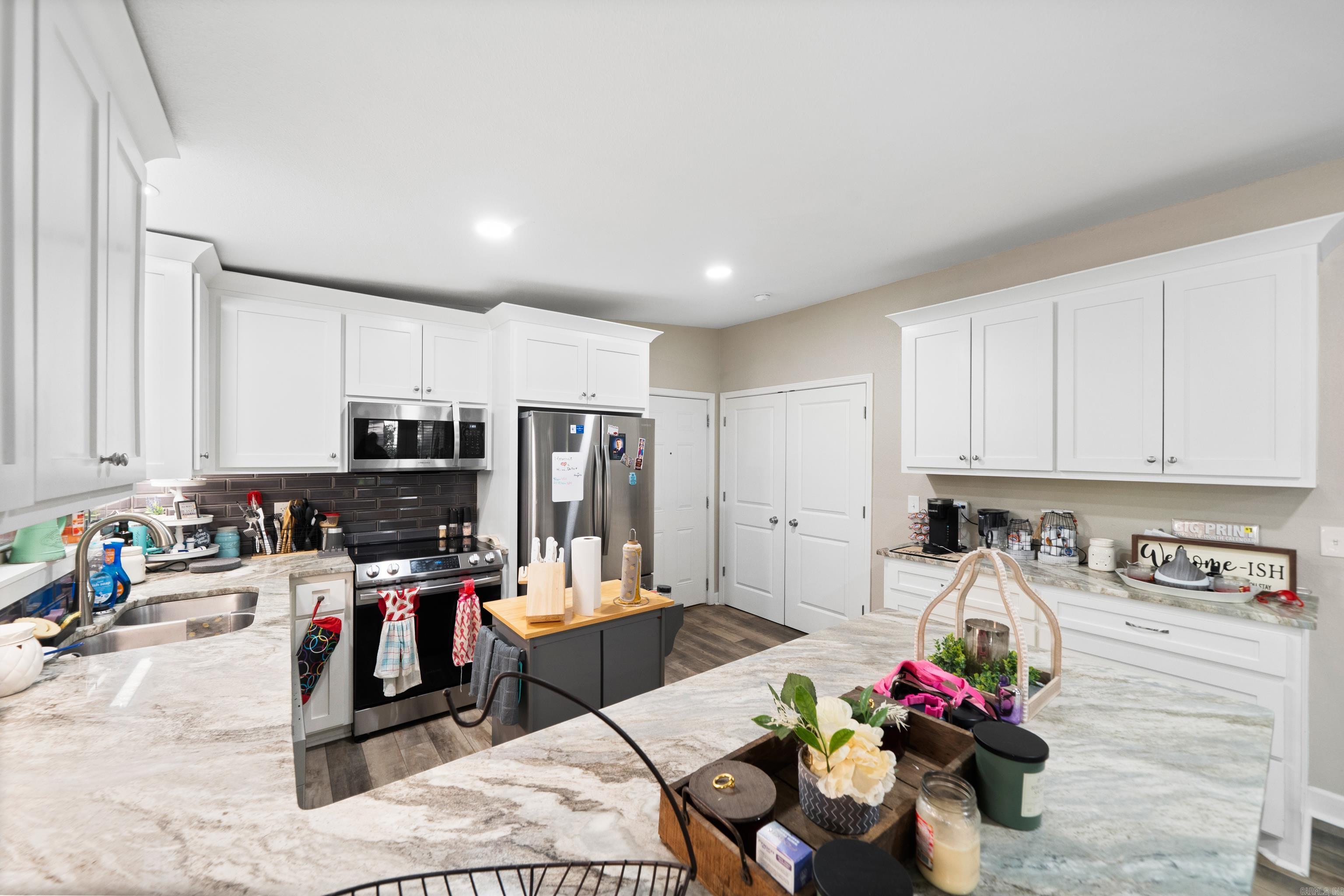 CATHERINE COVE - Residential