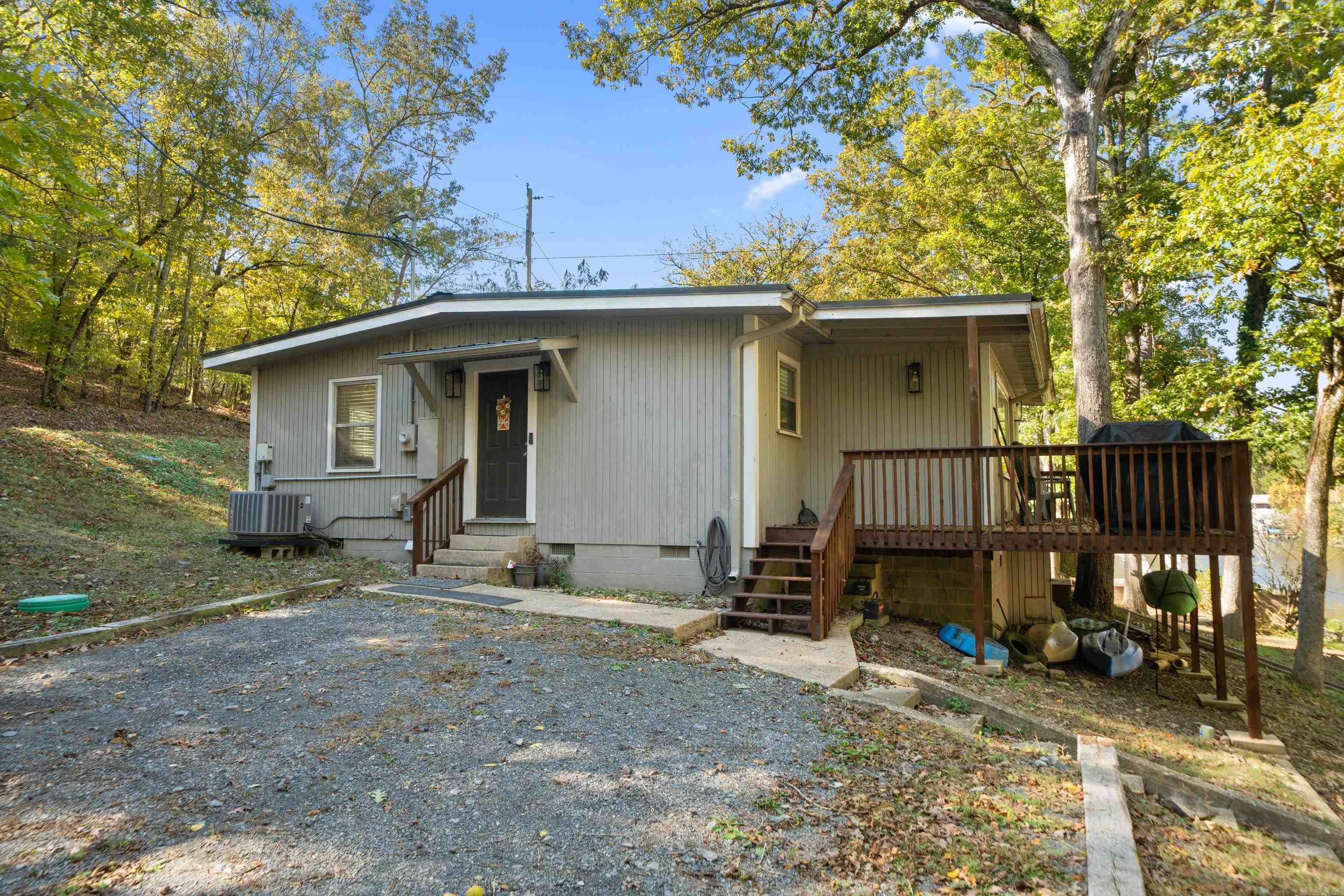 CATHERINE COVE - Residential