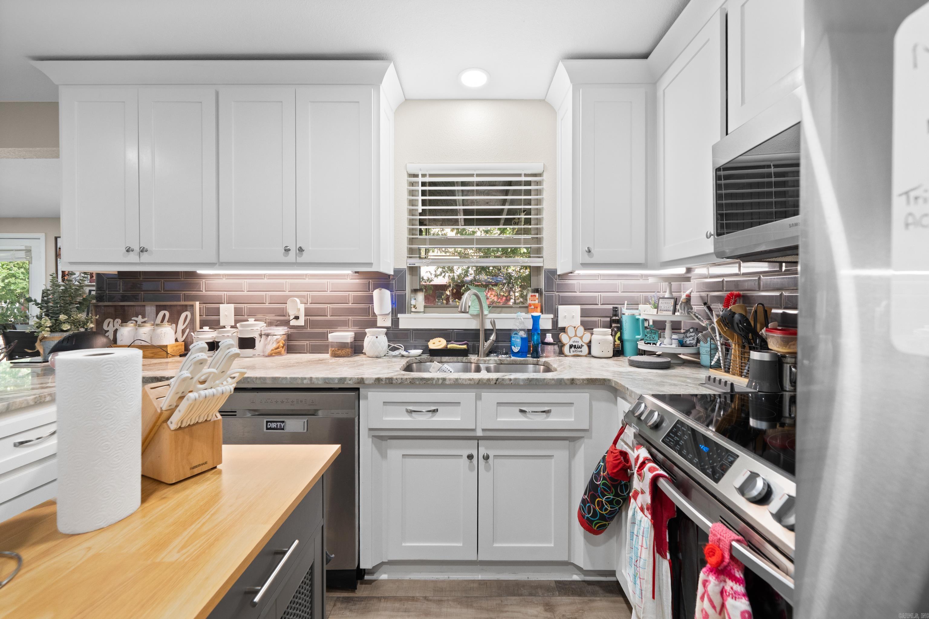 CATHERINE COVE - Residential