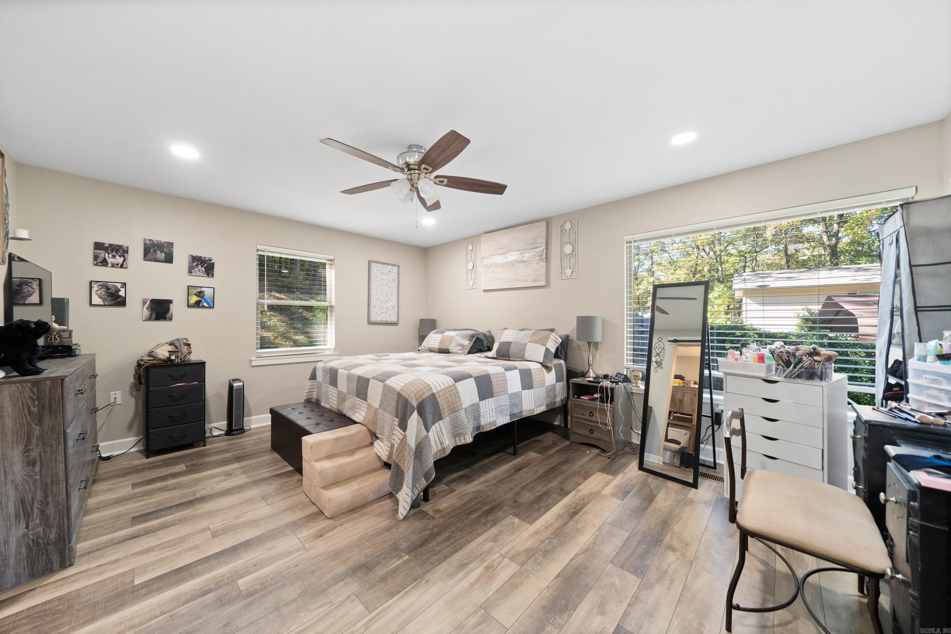 CATHERINE COVE - Residential