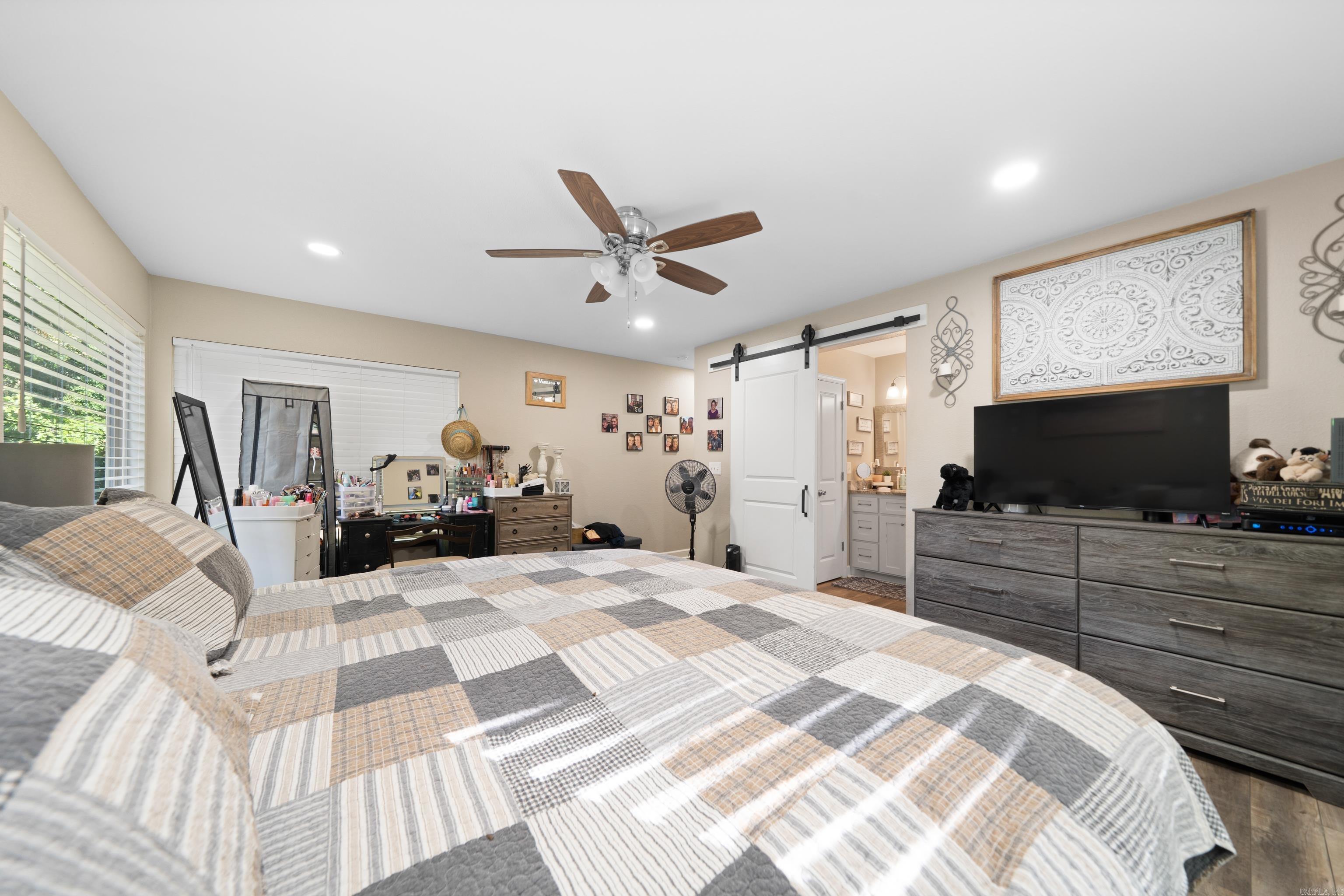 CATHERINE COVE - Residential