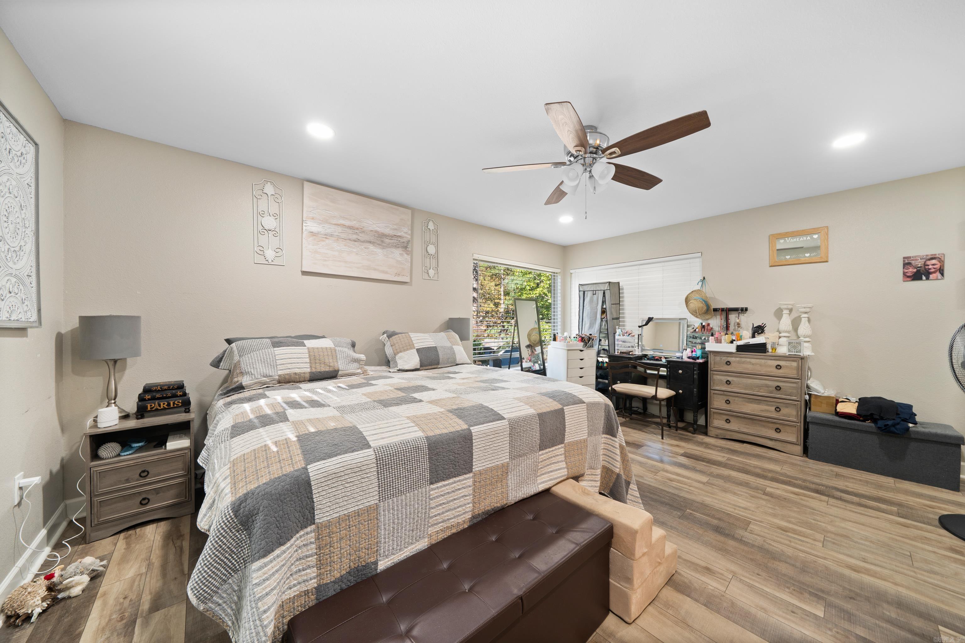 CATHERINE COVE - Residential