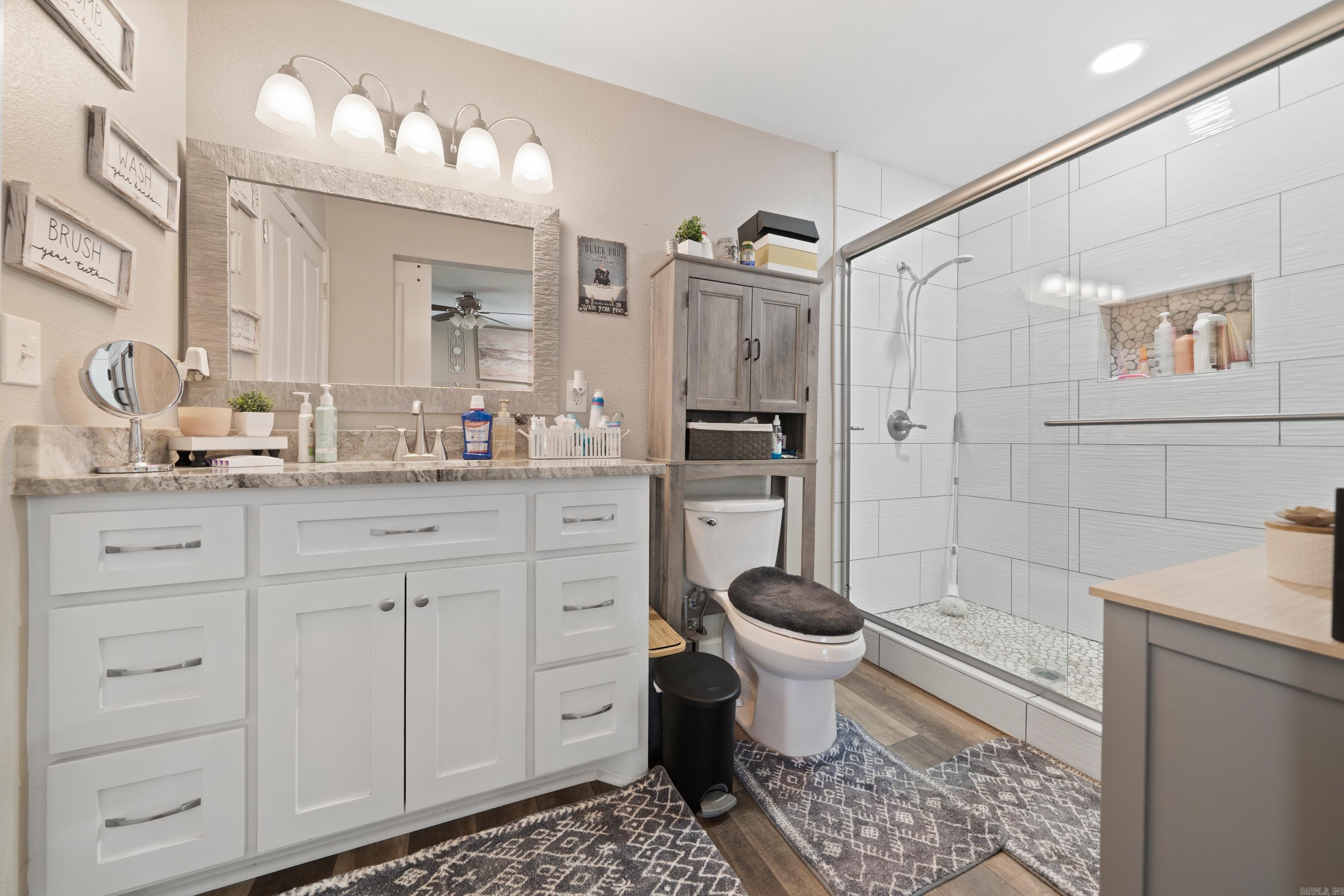 CATHERINE COVE - Residential