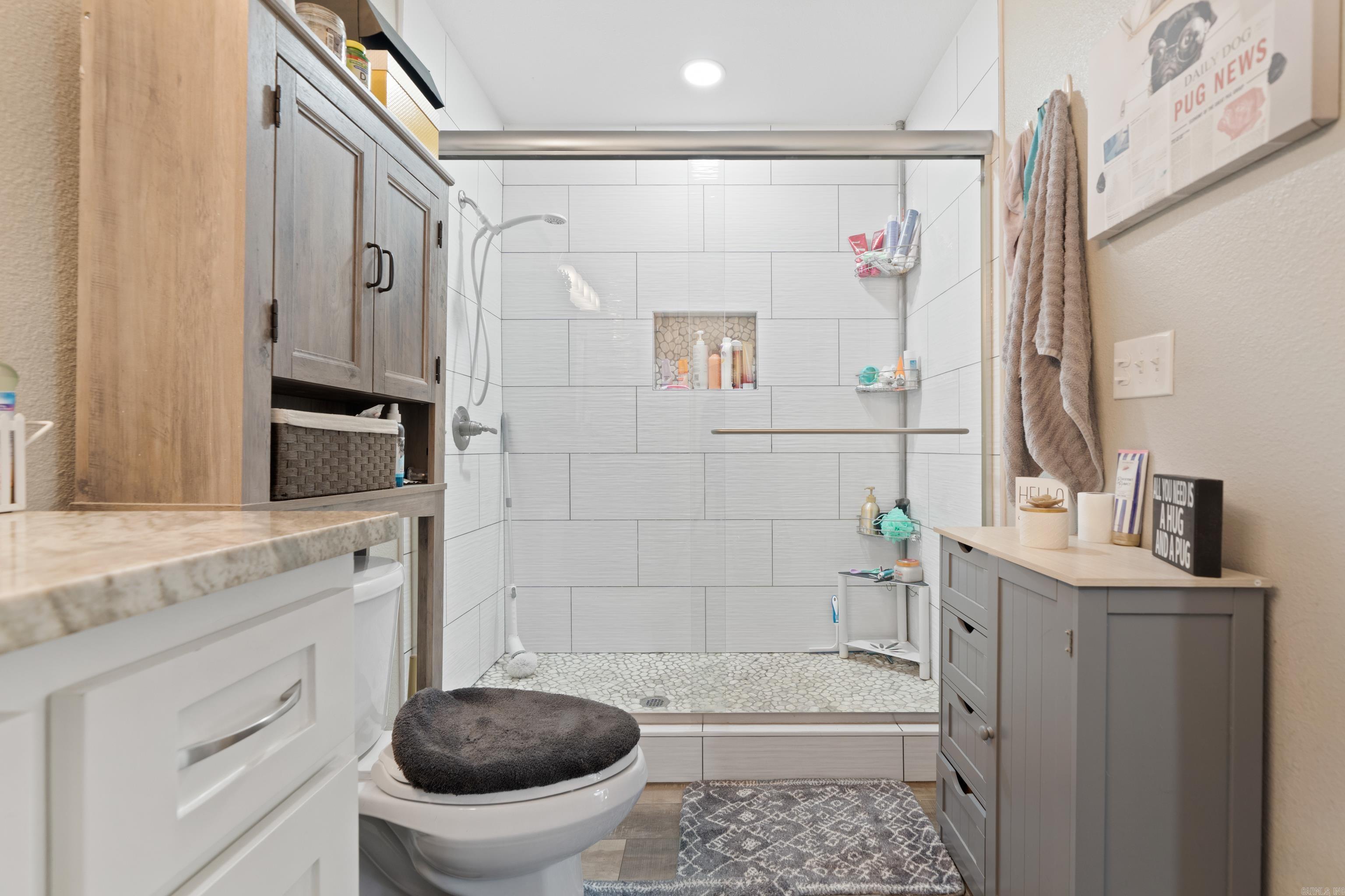 CATHERINE COVE - Residential