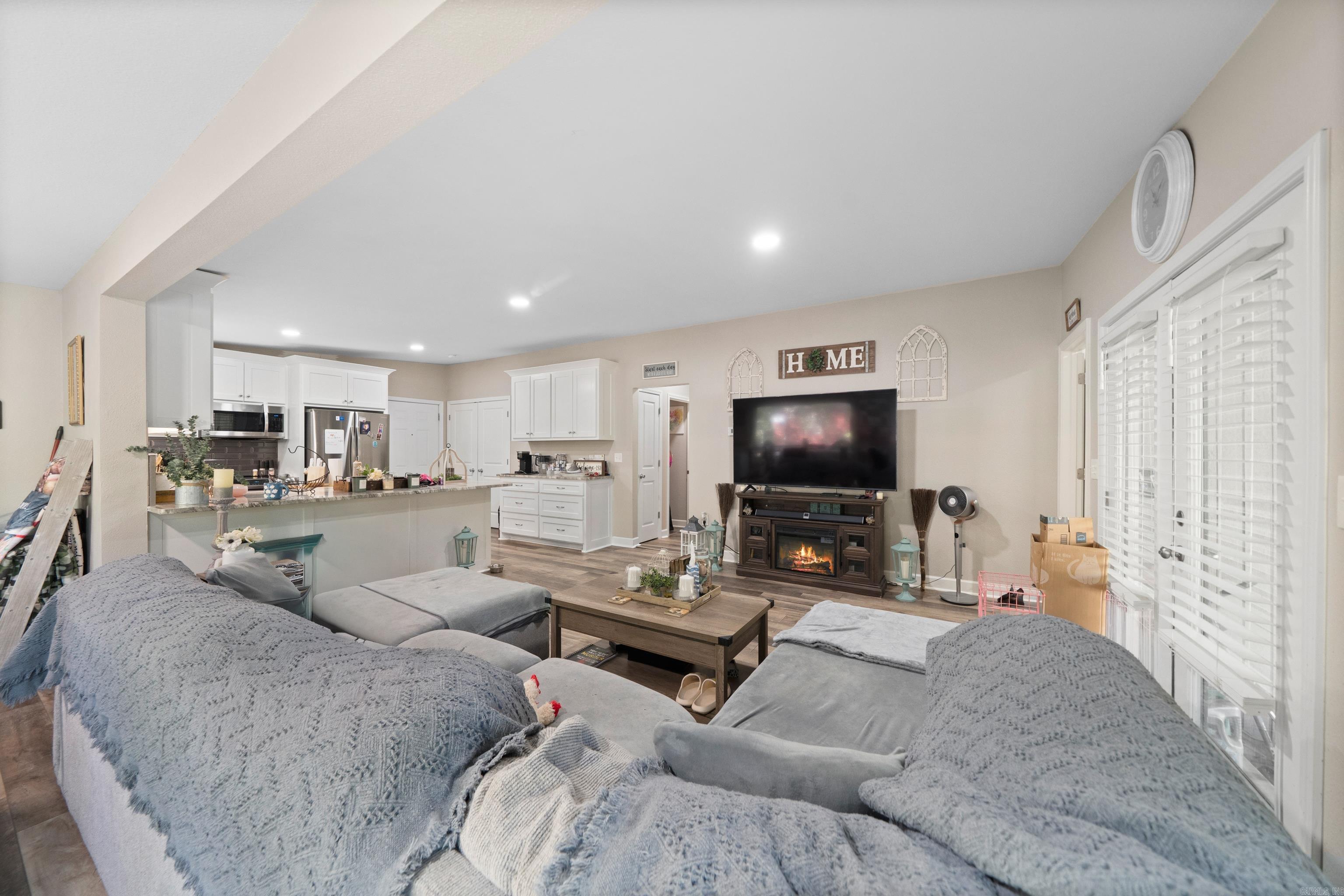 CATHERINE COVE - Residential