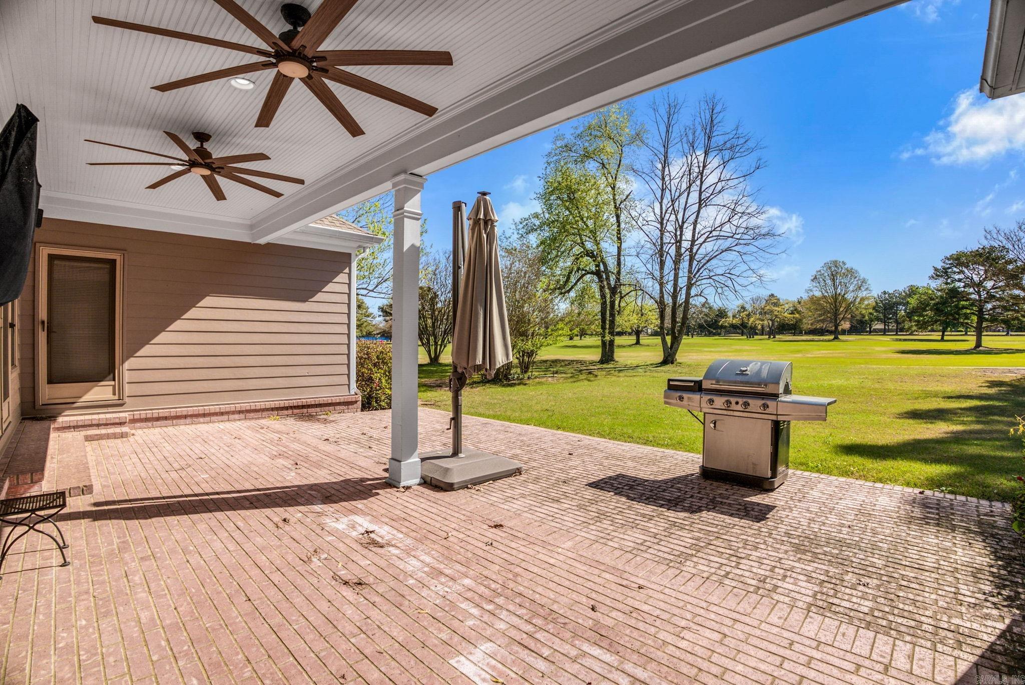 Eden Isle-Country Club - Residential