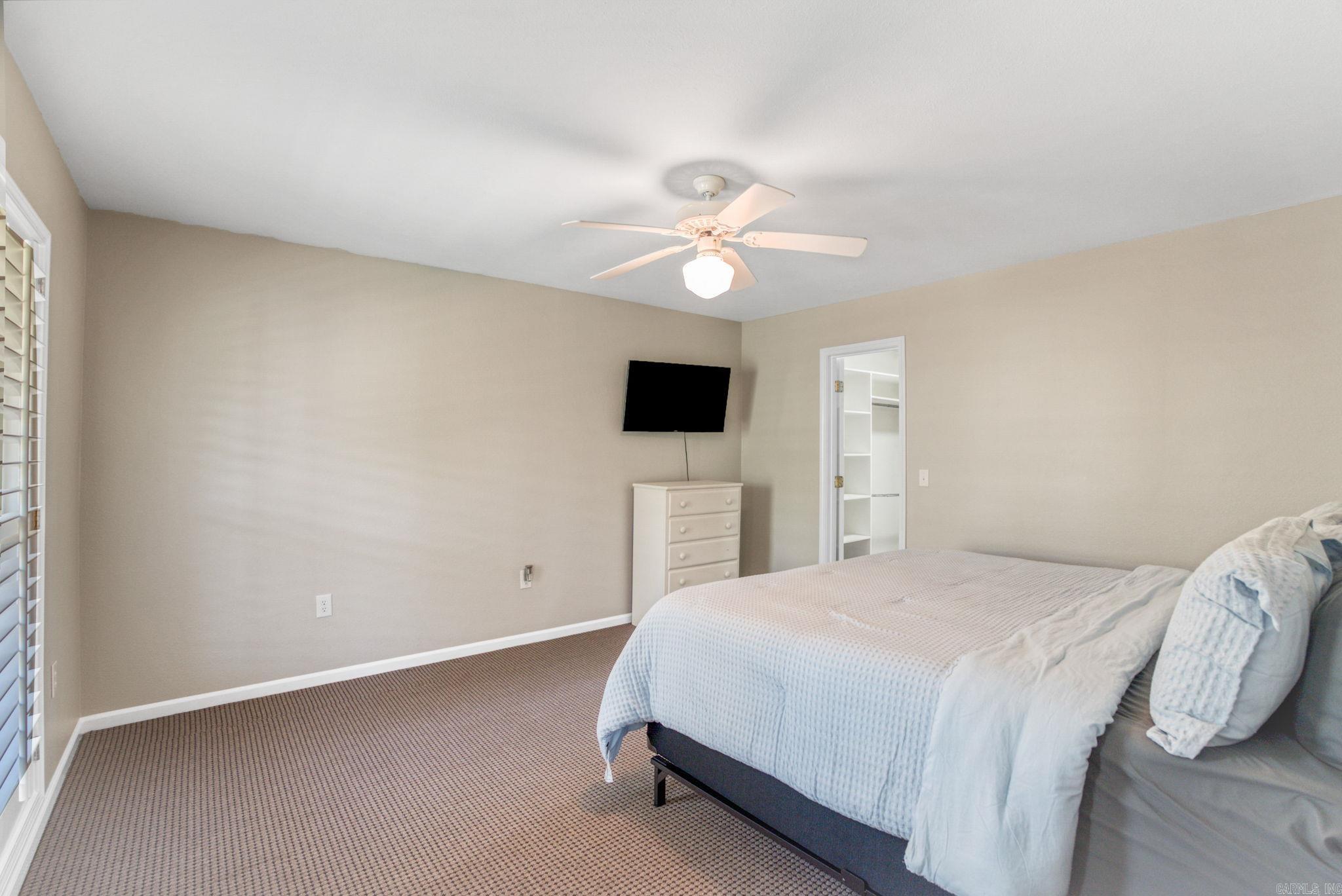 Eden Isle-Country Club - Residential