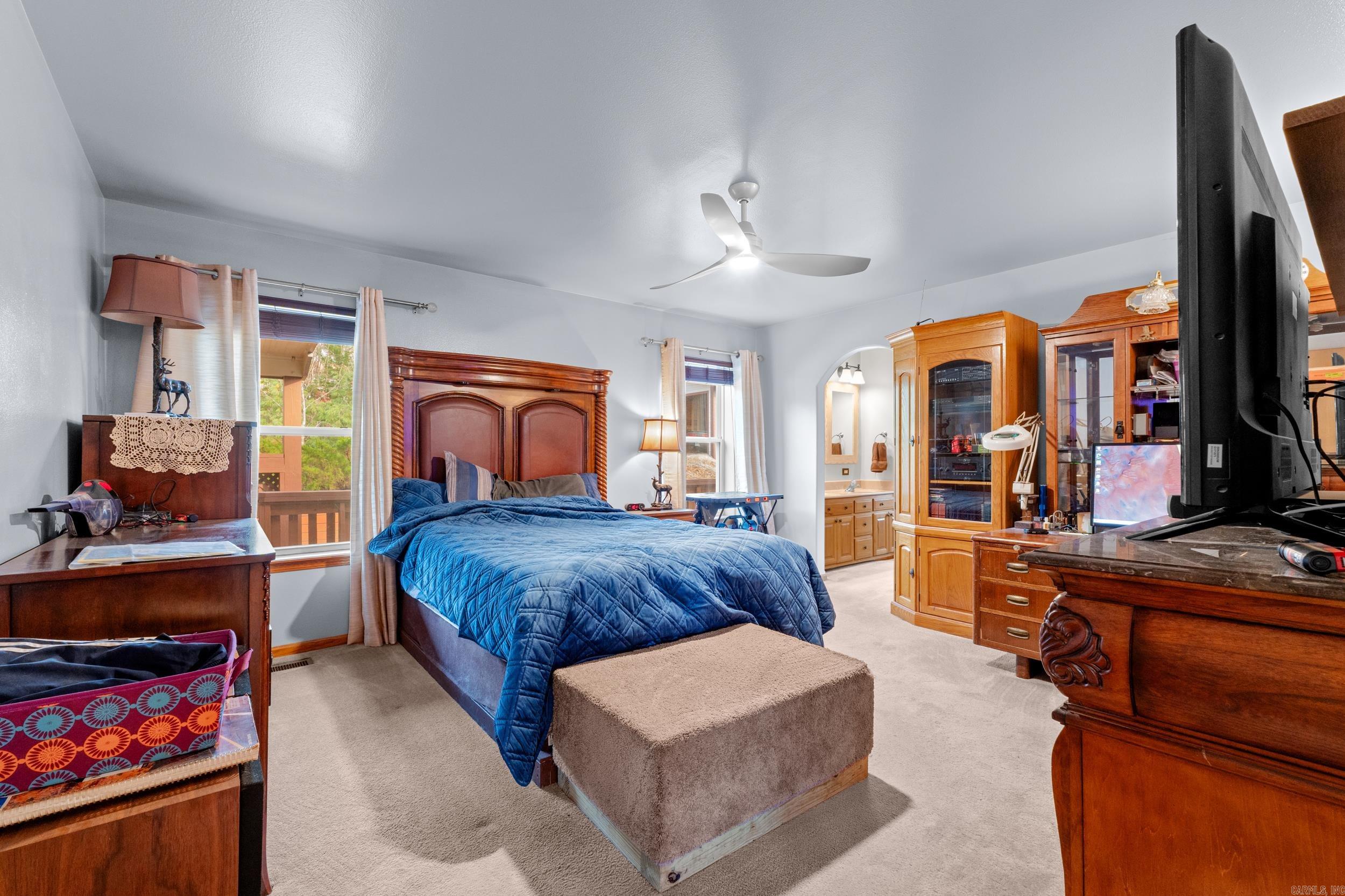 RICHARD'S - Residential