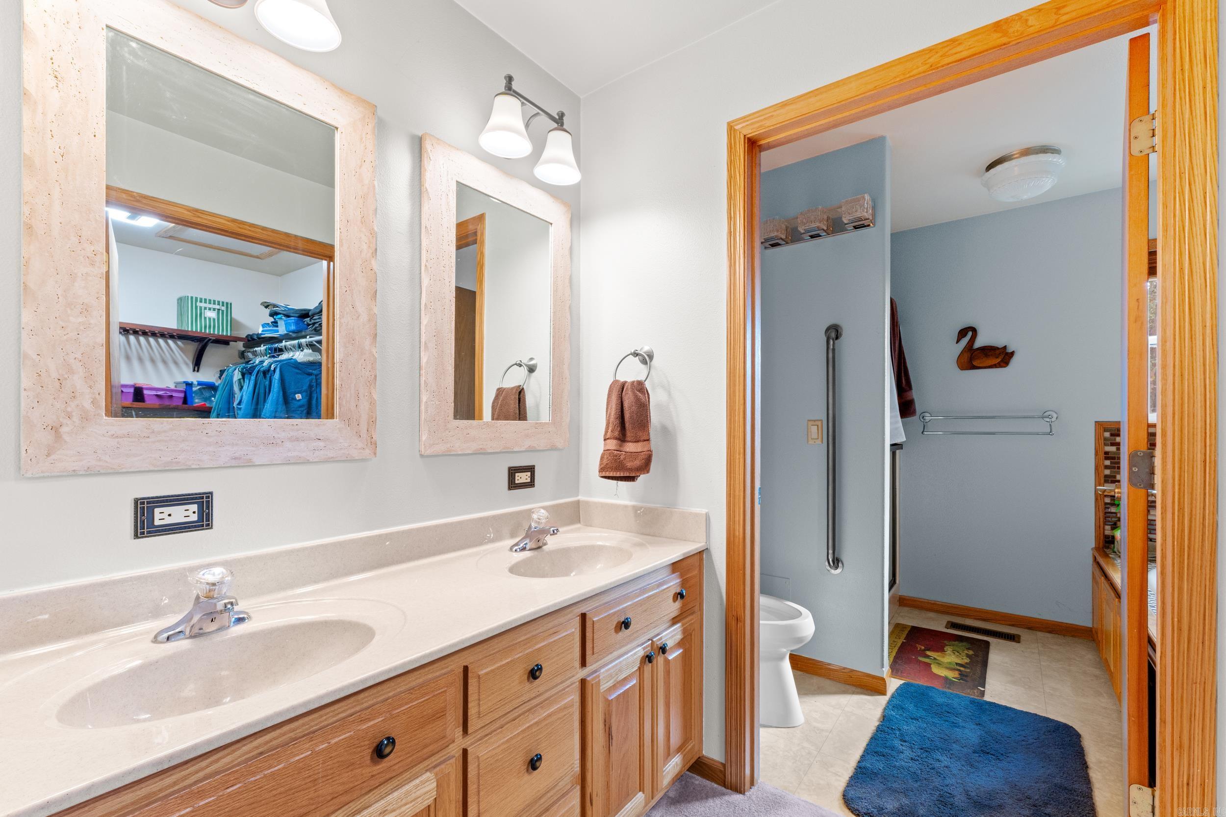 RICHARD'S - Residential