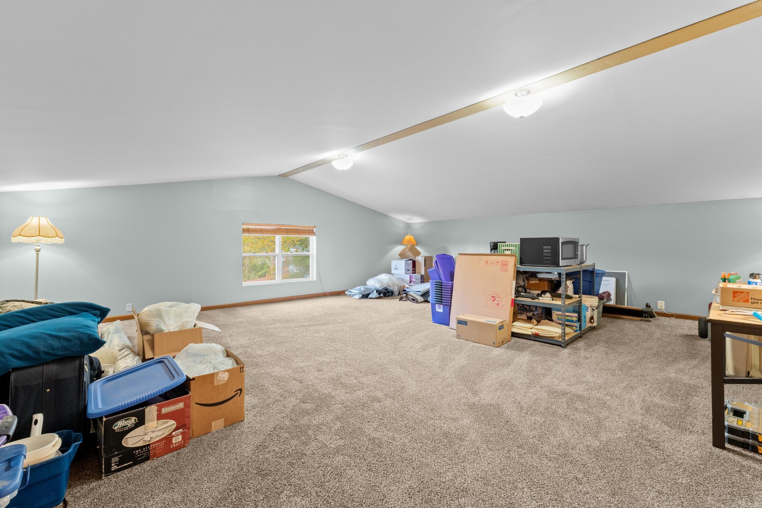 RICHARD'S - Residential