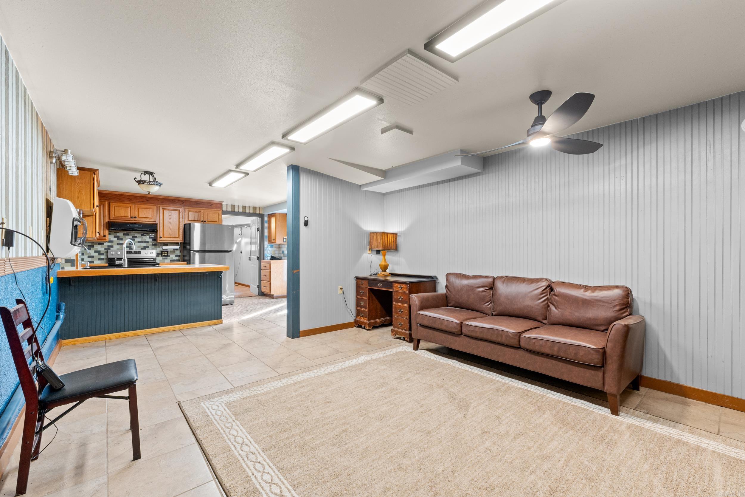 RICHARD'S - Residential