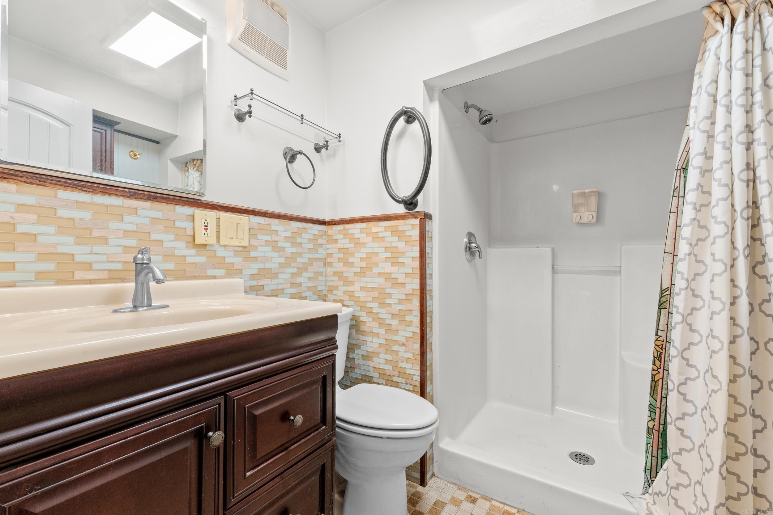 RICHARD'S - Residential